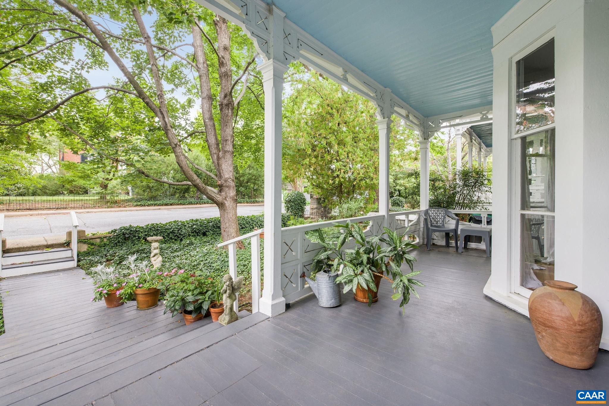 518 N 1ST ST, CHARLOTTESVILLE, Virginia 22902, 6 Bedrooms Bedrooms, ,3 BathroomsBathrooms,Residential,518 N 1ST ST,674691 MLS # 674691