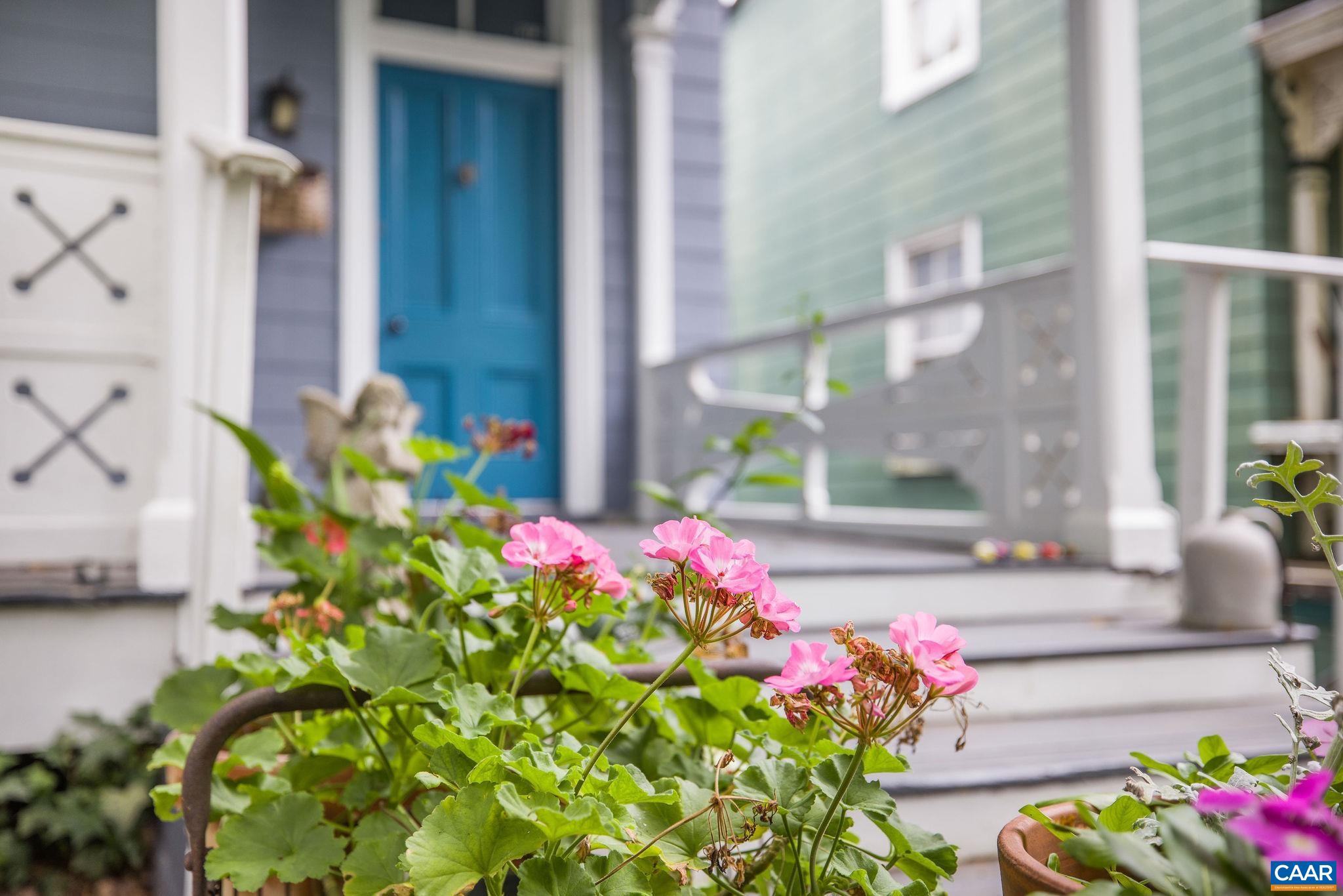 518 N 1ST ST, CHARLOTTESVILLE, Virginia 22902, 6 Bedrooms Bedrooms, ,3 BathroomsBathrooms,Residential,518 N 1ST ST,674691 MLS # 674691