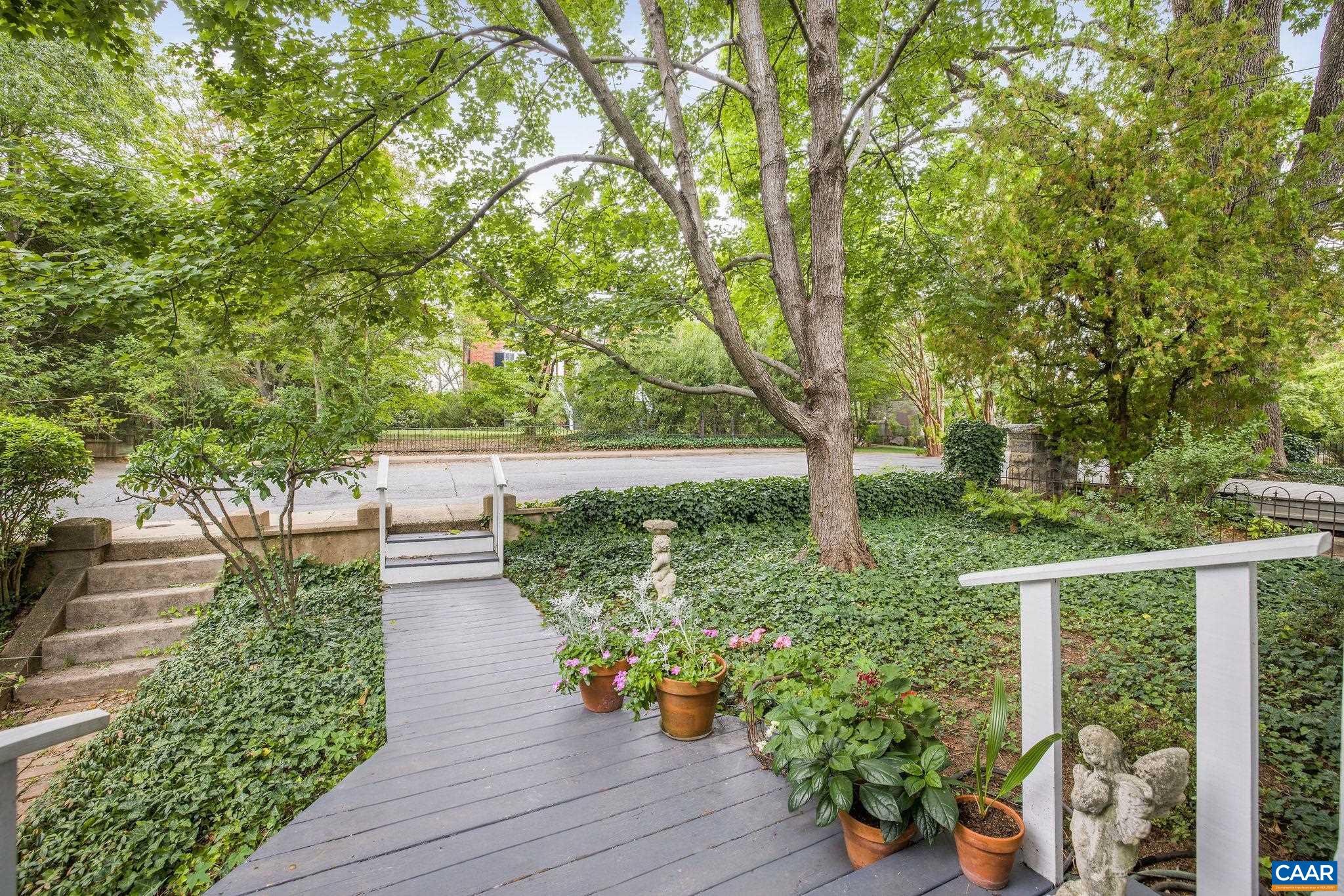 518 N 1ST ST, CHARLOTTESVILLE, Virginia 22902, 6 Bedrooms Bedrooms, ,3 BathroomsBathrooms,Residential,518 N 1ST ST,674691 MLS # 674691