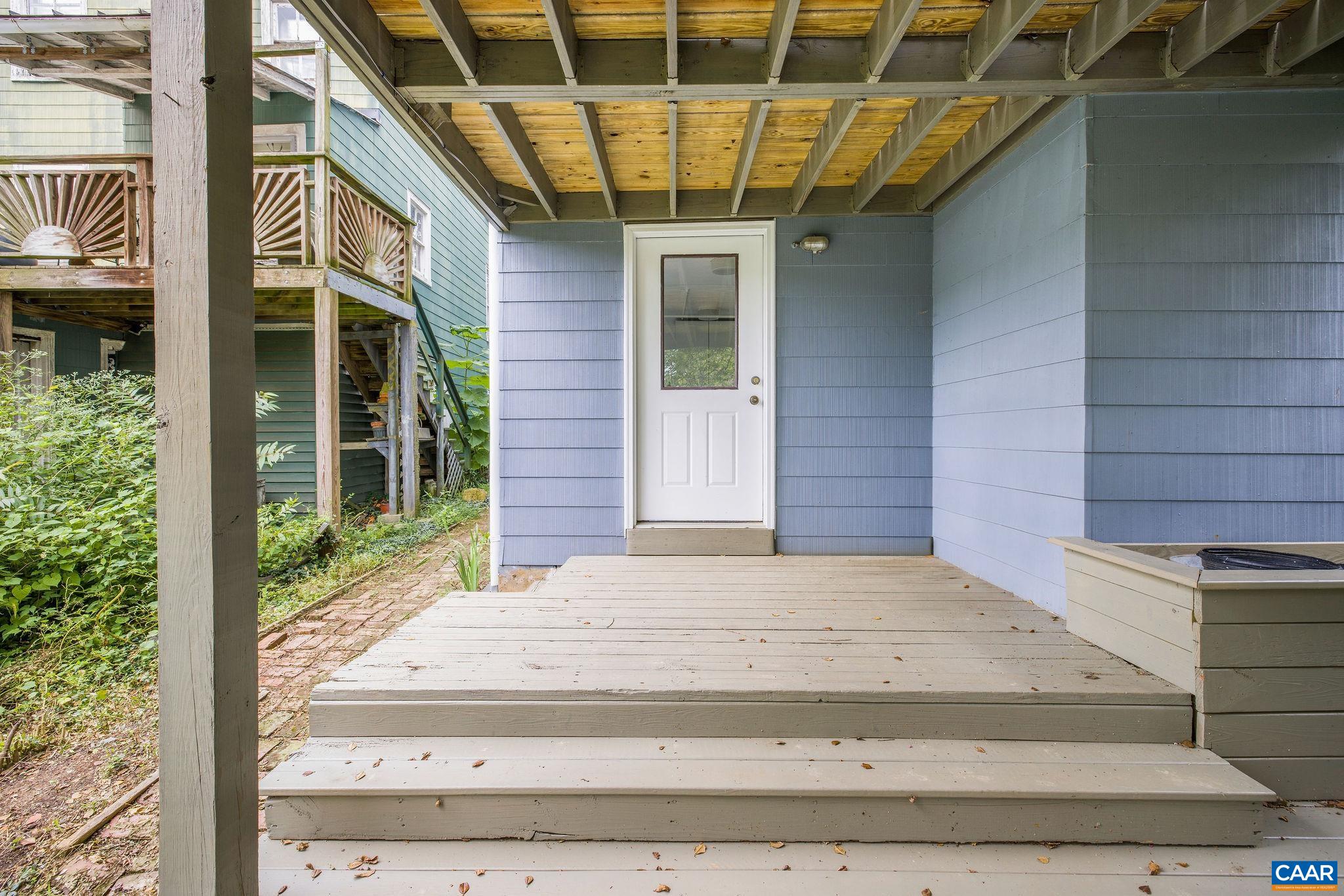 518 N 1ST ST, CHARLOTTESVILLE, Virginia 22902, 6 Bedrooms Bedrooms, ,3 BathroomsBathrooms,Residential,518 N 1ST ST,674691 MLS # 674691