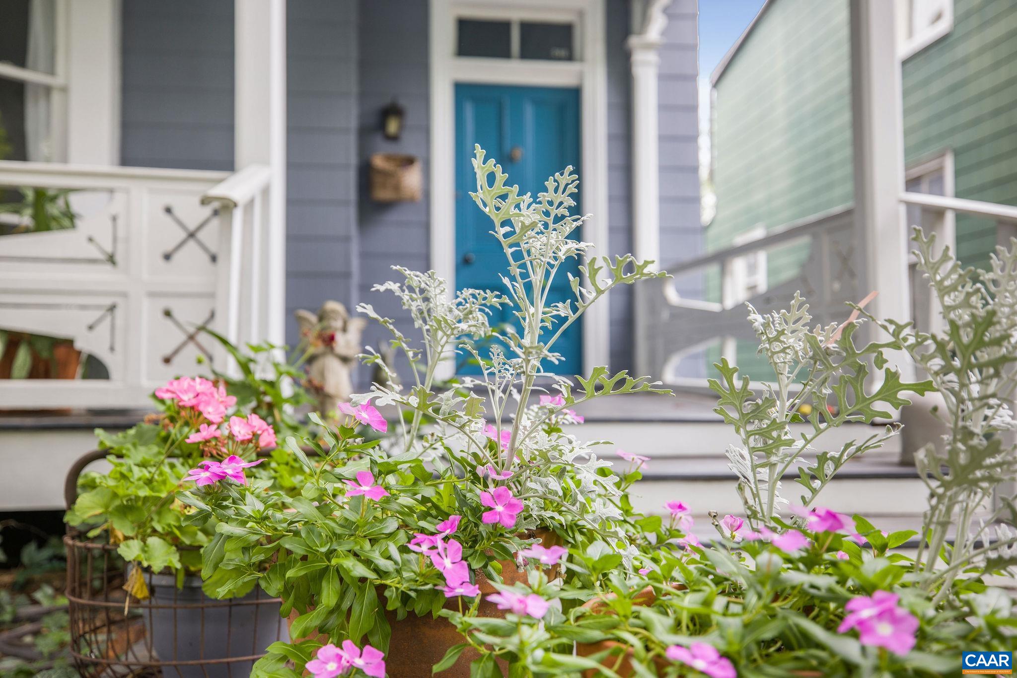 518 N 1ST ST, CHARLOTTESVILLE, Virginia 22902, 6 Bedrooms Bedrooms, ,3 BathroomsBathrooms,Residential,518 N 1ST ST,674691 MLS # 674691