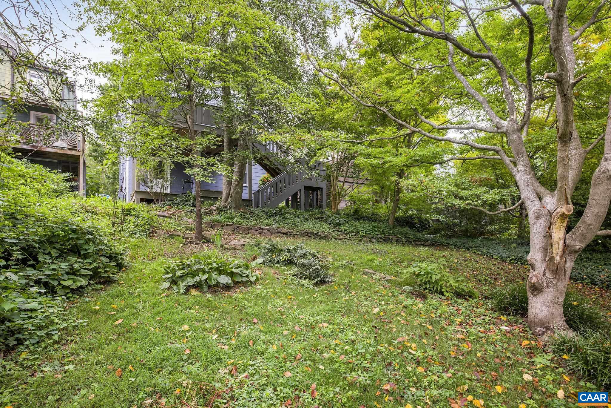 518 N 1ST ST, CHARLOTTESVILLE, Virginia 22902, 6 Bedrooms Bedrooms, ,3 BathroomsBathrooms,Residential,518 N 1ST ST,674691 MLS # 674691