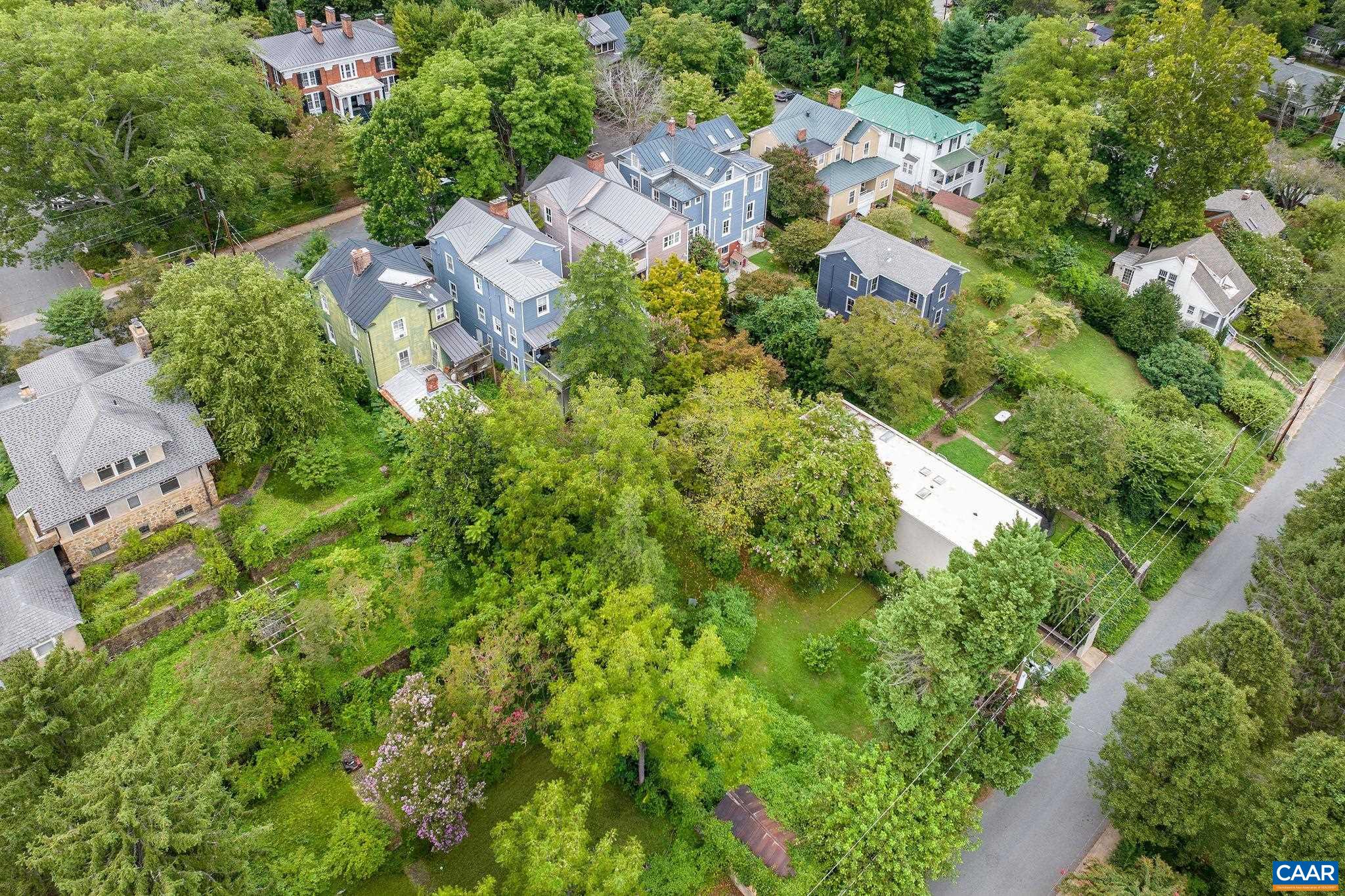 518 N 1ST ST, CHARLOTTESVILLE, Virginia 22902, 6 Bedrooms Bedrooms, ,3 BathroomsBathrooms,Residential,518 N 1ST ST,674691 MLS # 674691