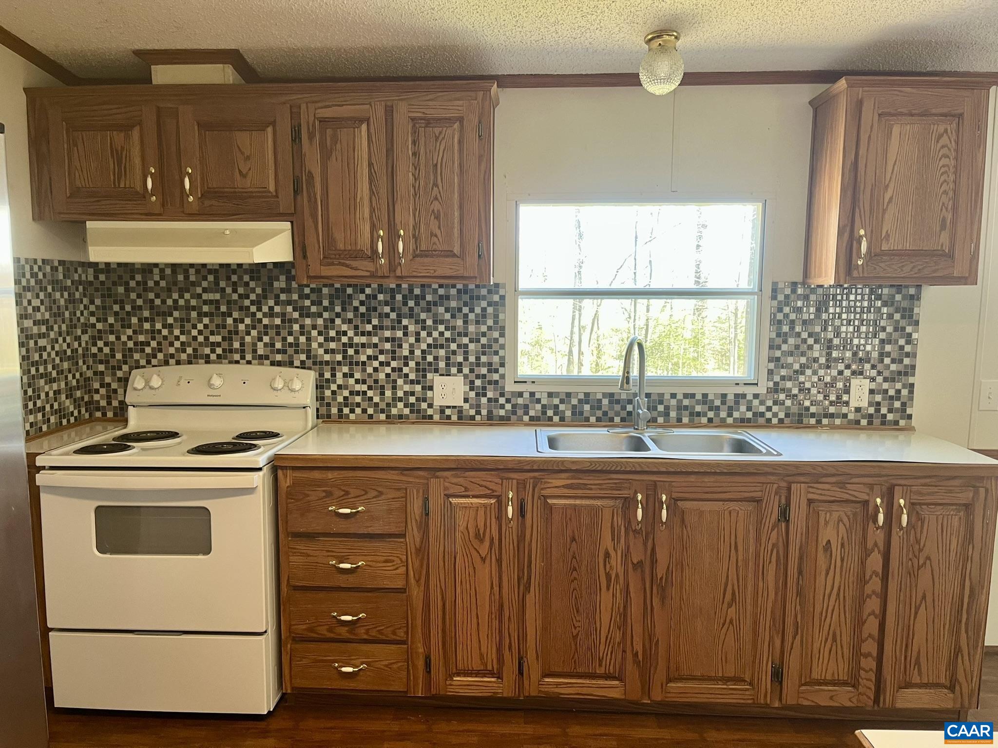 289 COMMUNITY HOUSE RD, KENTS STORE, Virginia 23084, 3 Bedrooms Bedrooms, ,2 BathroomsBathrooms,Residential,289 COMMUNITY HOUSE RD,674696 MLS # 674696