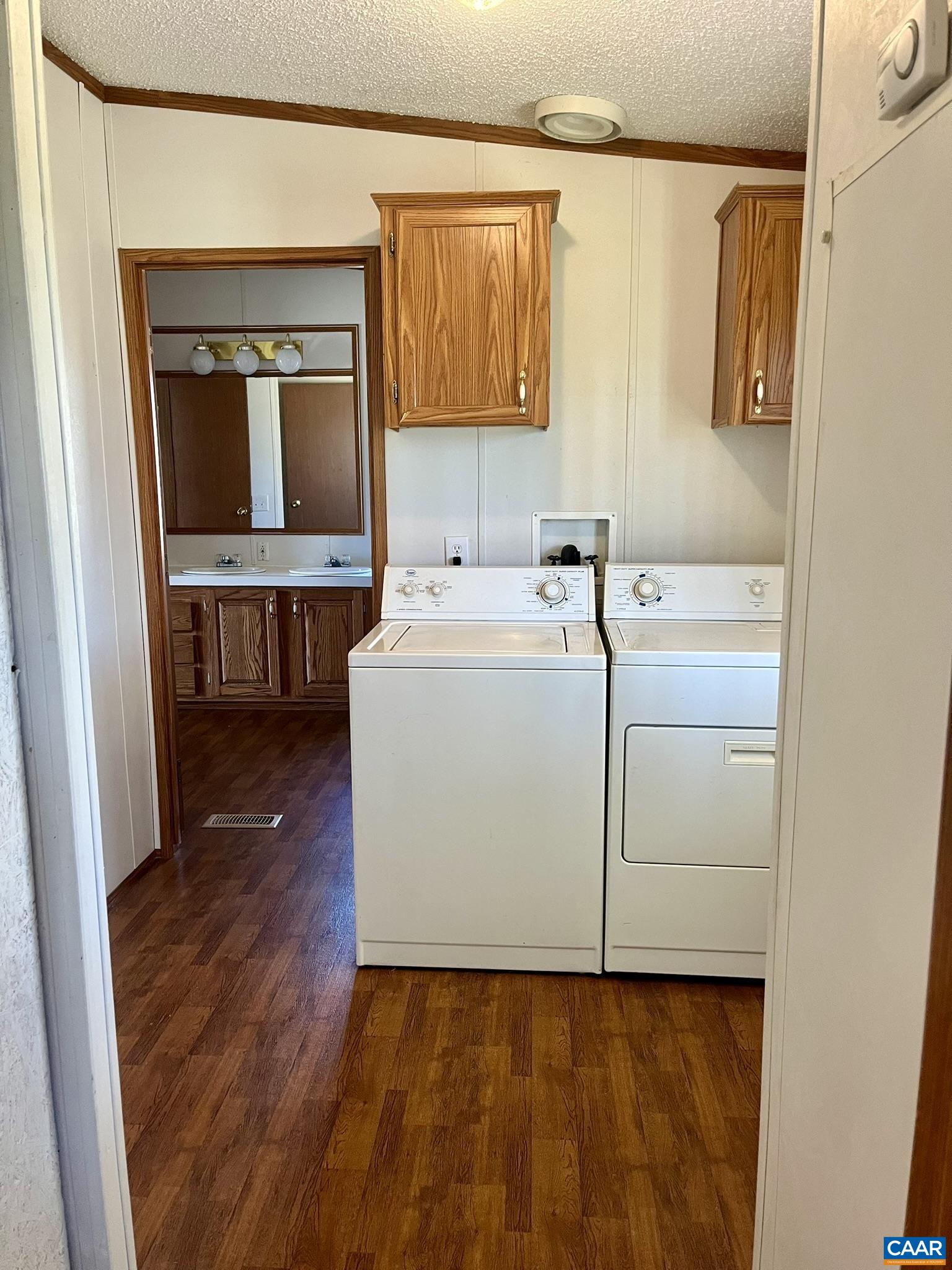 289 COMMUNITY HOUSE RD, KENTS STORE, Virginia 23084, 3 Bedrooms Bedrooms, ,2 BathroomsBathrooms,Residential,289 COMMUNITY HOUSE RD,674696 MLS # 674696