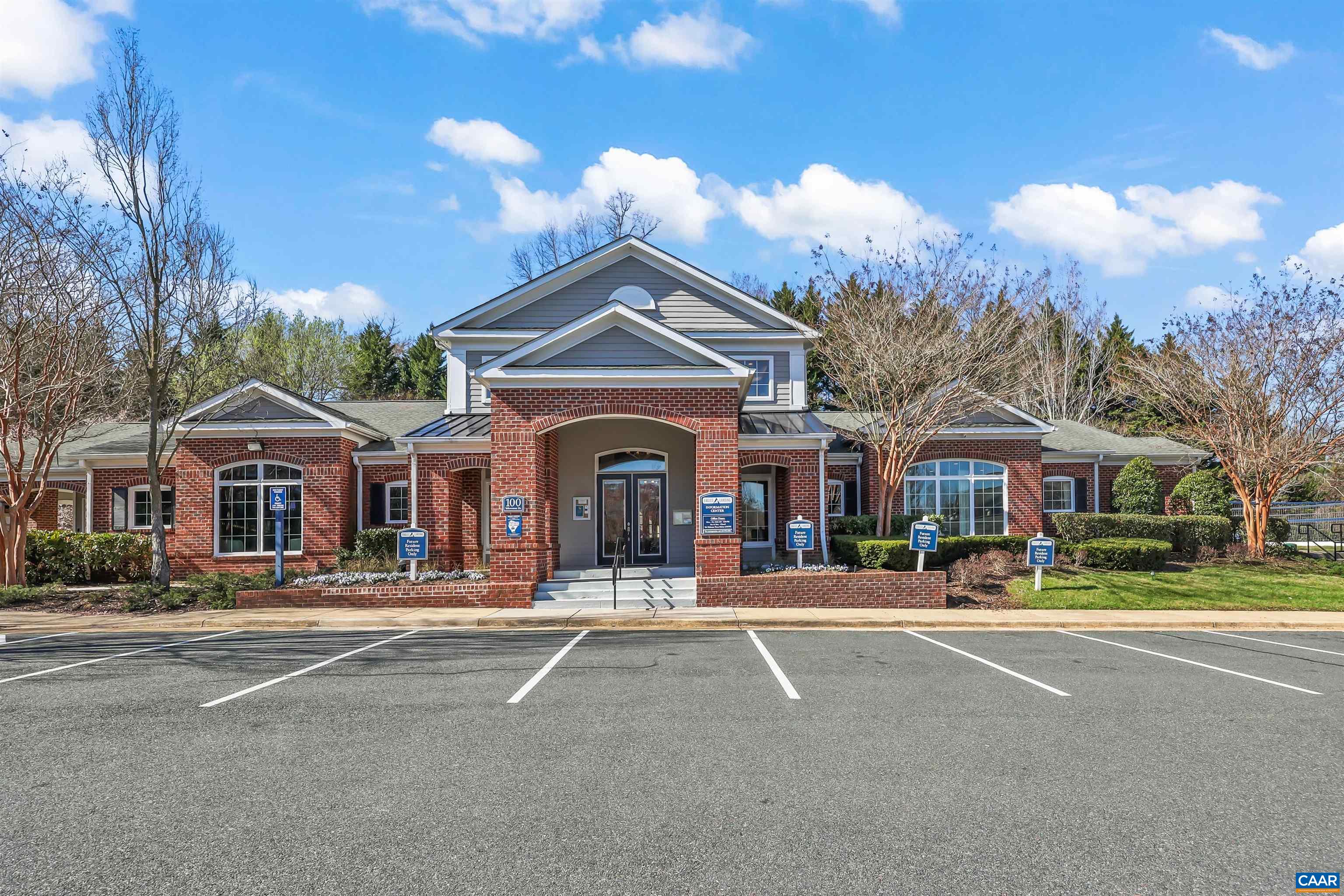 140 YELLOWSTONE DR, CHARLOTTESVILLE, Virginia 22903, 2 Bedrooms Bedrooms, ,2 BathroomsBathrooms,Residential,140 YELLOWSTONE DR,674709 MLS # 674709