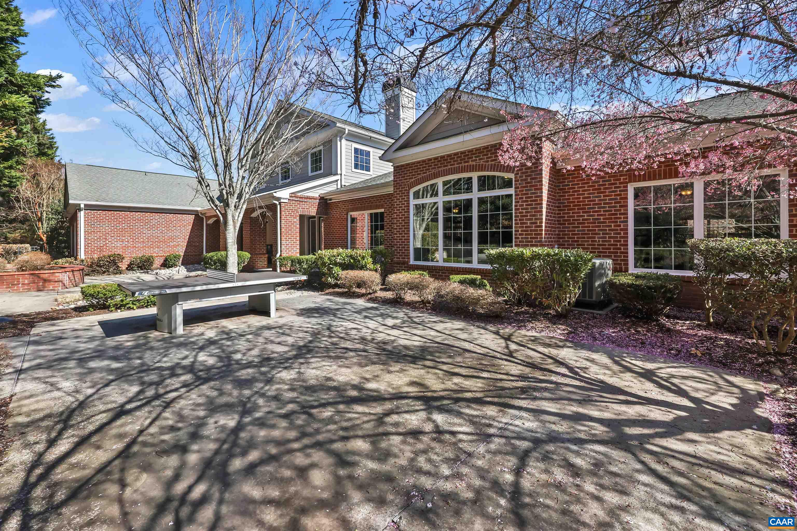 140 YELLOWSTONE DR, CHARLOTTESVILLE, Virginia 22903, 2 Bedrooms Bedrooms, ,2 BathroomsBathrooms,Residential,140 YELLOWSTONE DR,674709 MLS # 674709