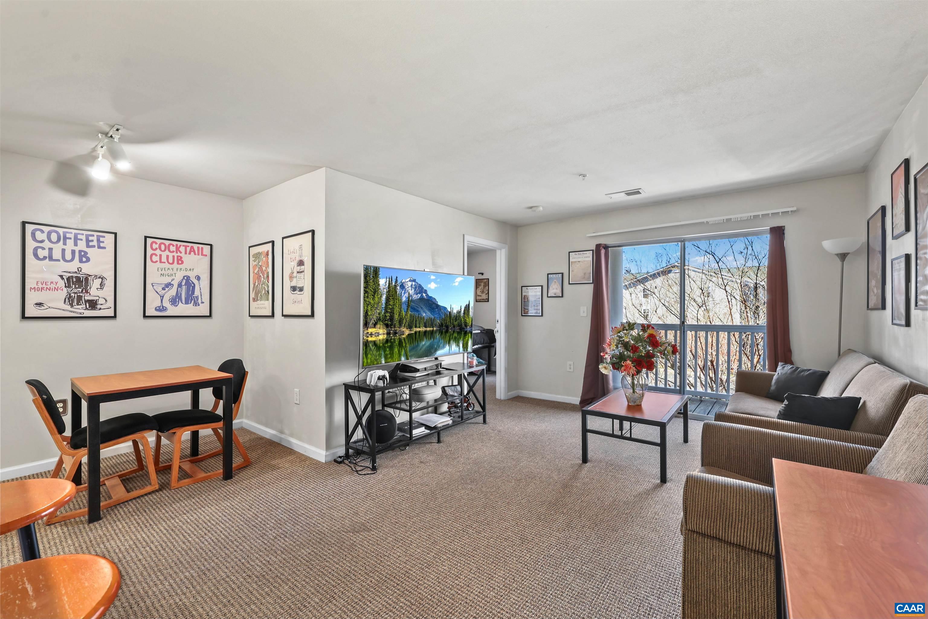 140 YELLOWSTONE DR, CHARLOTTESVILLE, Virginia 22903, 2 Bedrooms Bedrooms, ,2 BathroomsBathrooms,Residential,140 YELLOWSTONE DR,674709 MLS # 674709