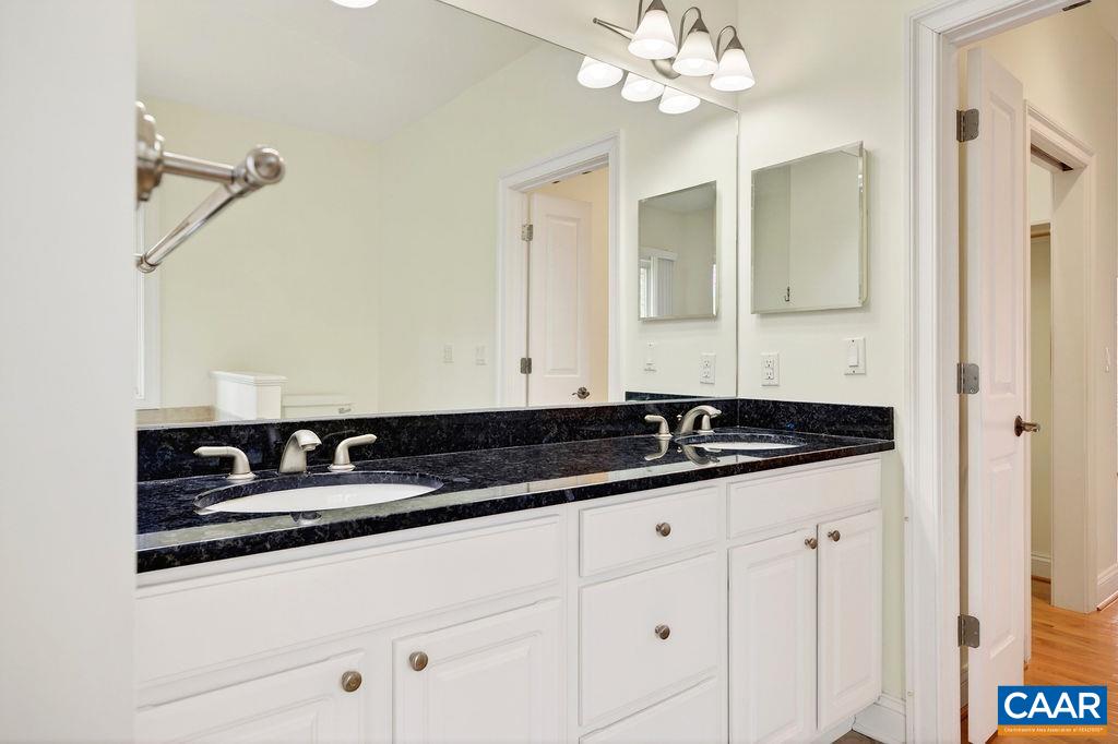 962 CEDAR MEADOW DR, NELLYSFORD, Virginia 22958, 3 Bedrooms Bedrooms, ,2 BathroomsBathrooms,Residential,962 CEDAR MEADOW DR,674712 MLS # 674712