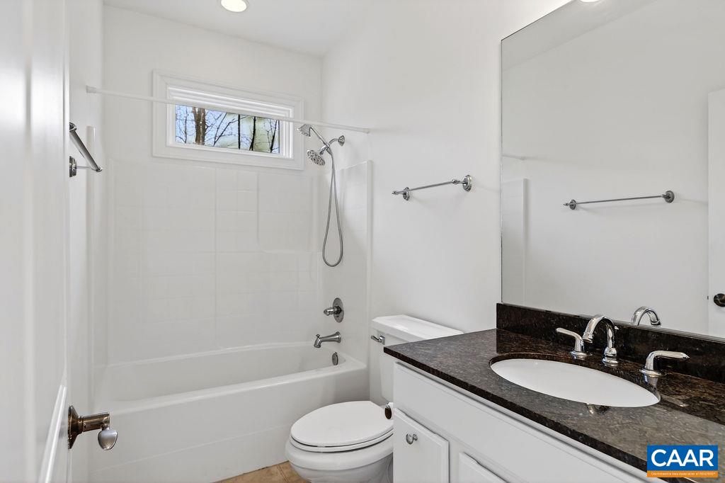 Full bathroom for the two guest suites.