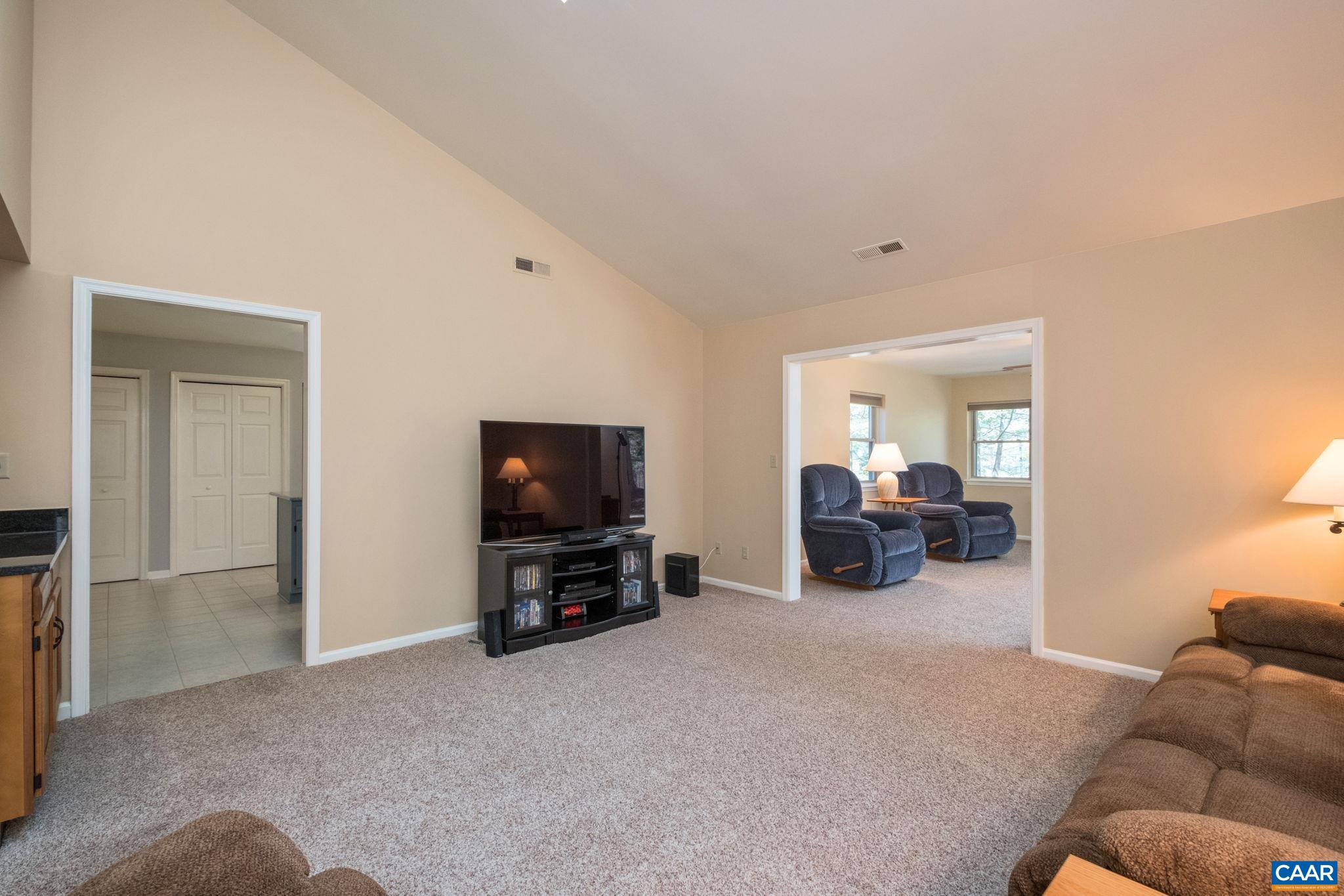 240 HOMESTEAD LN, CHARLOTTESVILLE, Virginia 22902, 3 Bedrooms Bedrooms, ,2 BathroomsBathrooms,Residential,240 HOMESTEAD LN,674746 MLS # 674746