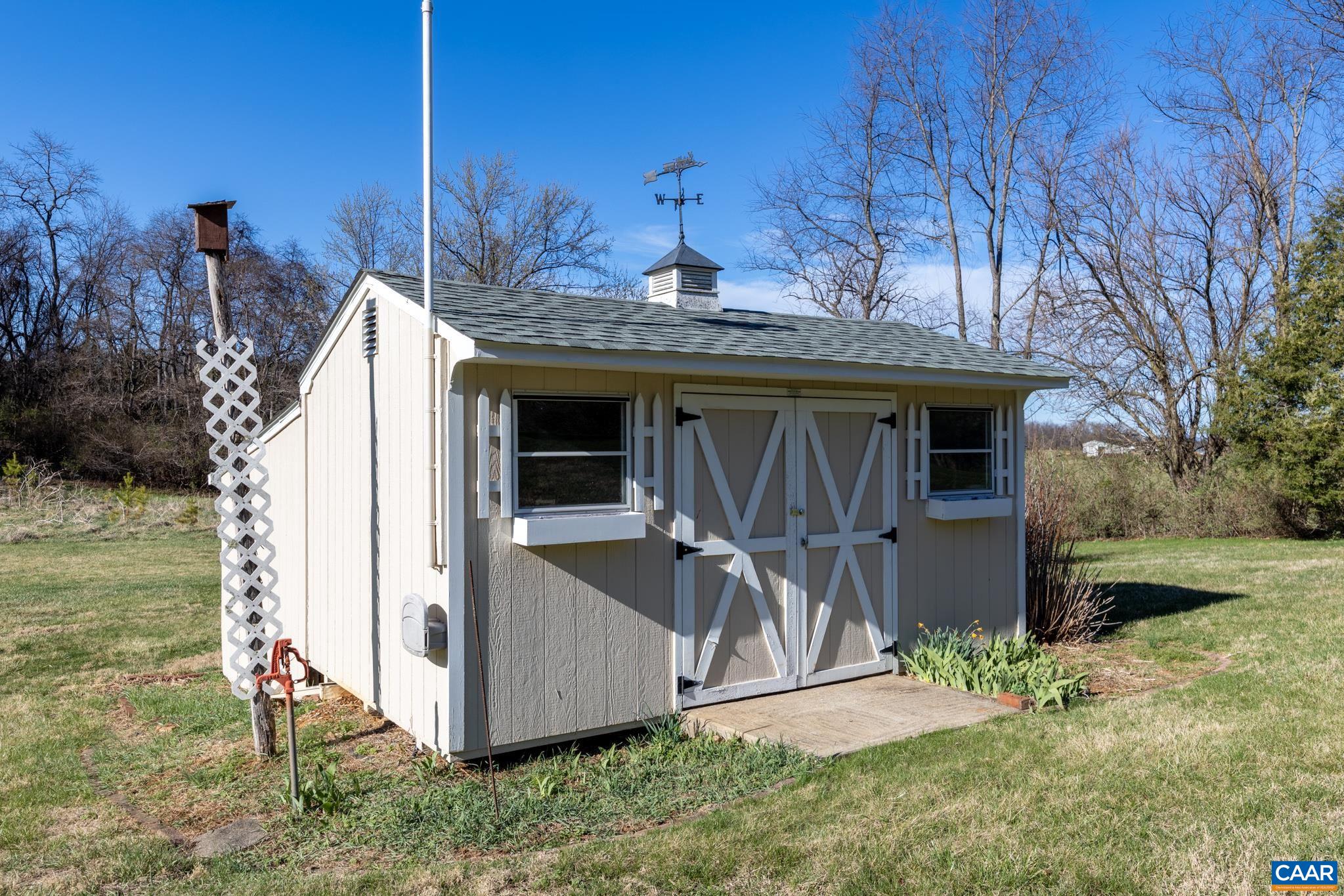 1821 RED TOP ORCHARD RD, WAYNESBORO, Virginia 22980, 3 Bedrooms Bedrooms, ,3 BathroomsBathrooms,Residential,1821 RED TOP ORCHARD RD,674751 MLS # 674751 1821 RED TOP ORCHARD RD, WAYNESBORO, Virginia 22980, 3 Bedrooms Bedrooms, ,3 BathroomsBathrooms,Residential,1821 RED TOP ORCHARD RD,674751 MLS # 674751