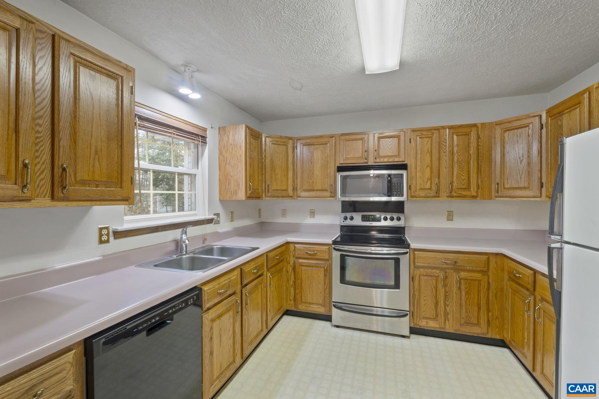 814 JEFFERSON DR, PALMYRA, Virginia 22963, 3 Bedrooms Bedrooms, ,2 BathroomsBathrooms,Residential,814 JEFFERSON DR,674752 MLS # 674752