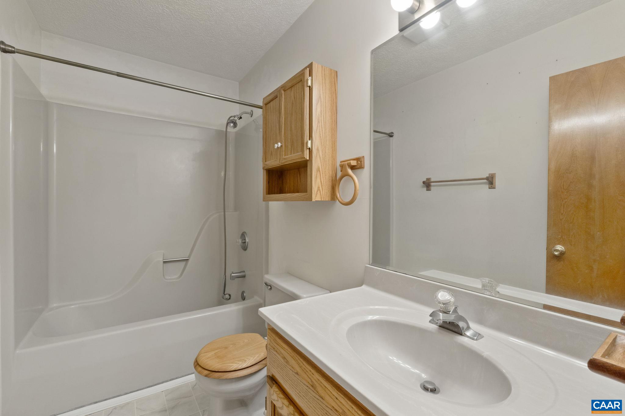 814 JEFFERSON DR, PALMYRA, Virginia 22963, 3 Bedrooms Bedrooms, ,2 BathroomsBathrooms,Residential,814 JEFFERSON DR,674752 MLS # 674752