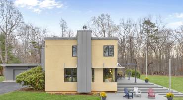 Welcome to 1777 Lambs Road!