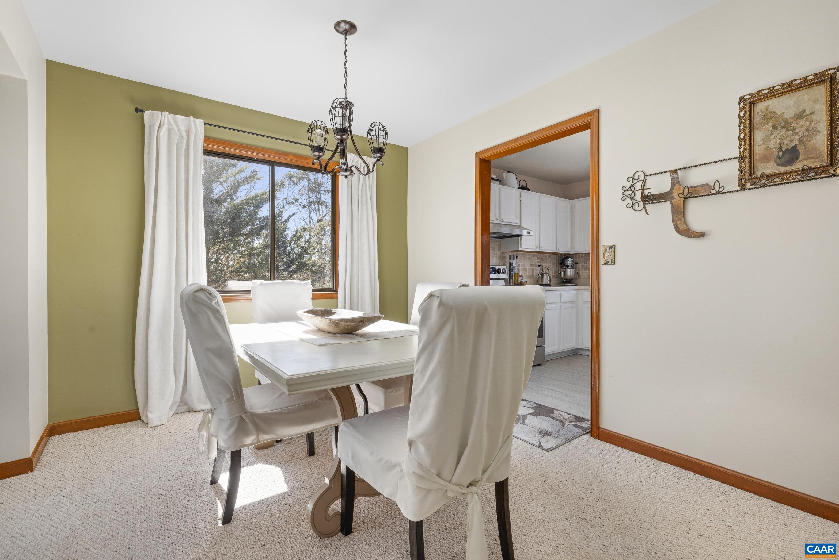 5485 JAMESTOWN CT, CROZET, Virginia 22932, 3 Bedrooms Bedrooms, ,2 BathroomsBathrooms,Residential,5485 JAMESTOWN CT,674756 MLS # 674756