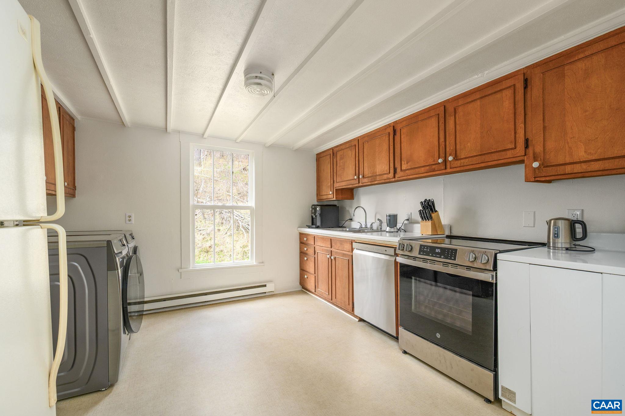 1102 DUNCAN HOLLOW LOOP, FABER, Virginia 22938, 2 Bedrooms Bedrooms, ,1 BathroomBathrooms,Residential,1102 DUNCAN HOLLOW LOOP,674772 MLS # 674772