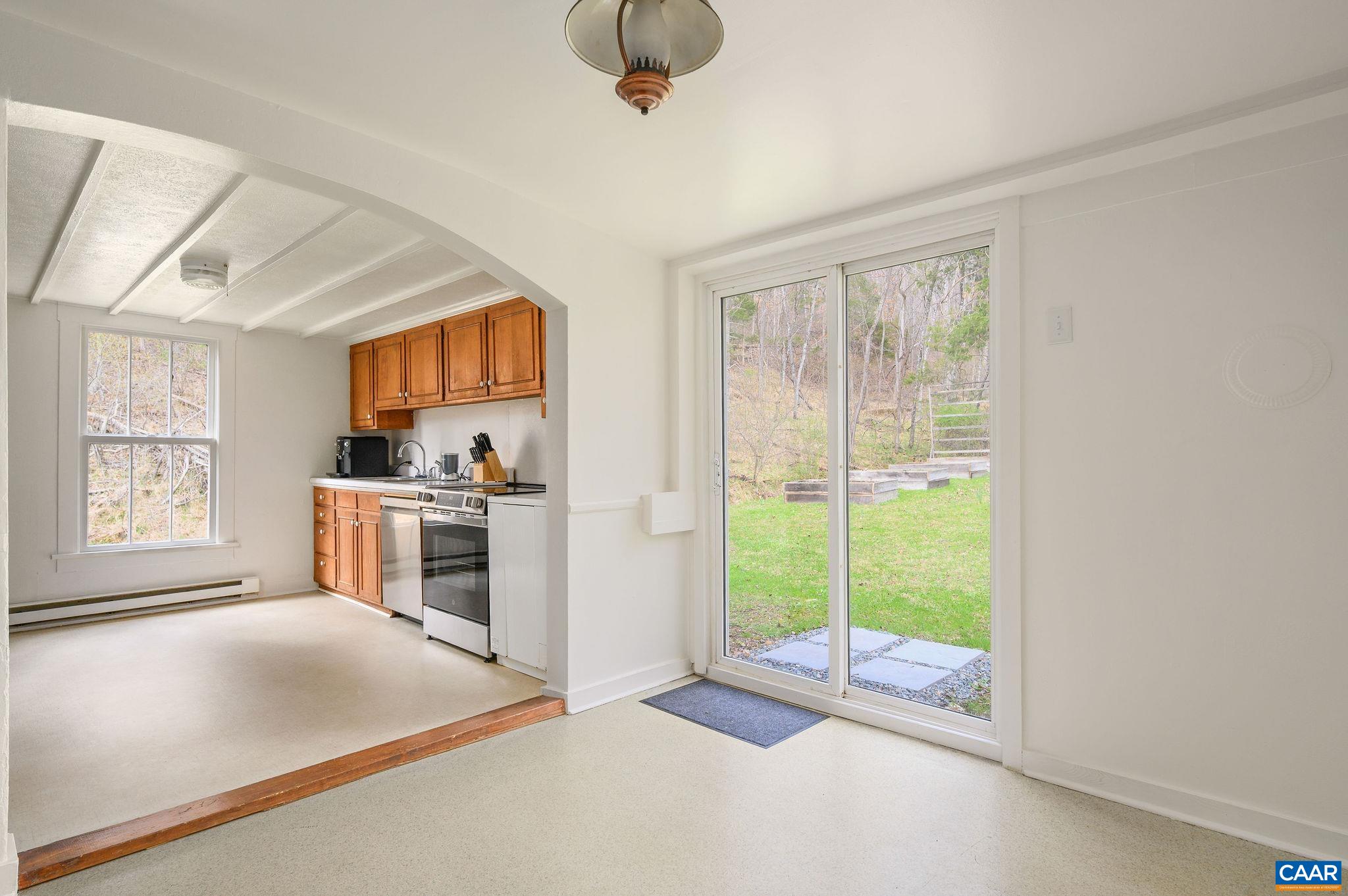 1102 DUNCAN HOLLOW LOOP, FABER, Virginia 22938, 2 Bedrooms Bedrooms, ,1 BathroomBathrooms,Residential,1102 DUNCAN HOLLOW LOOP,674772 MLS # 674772