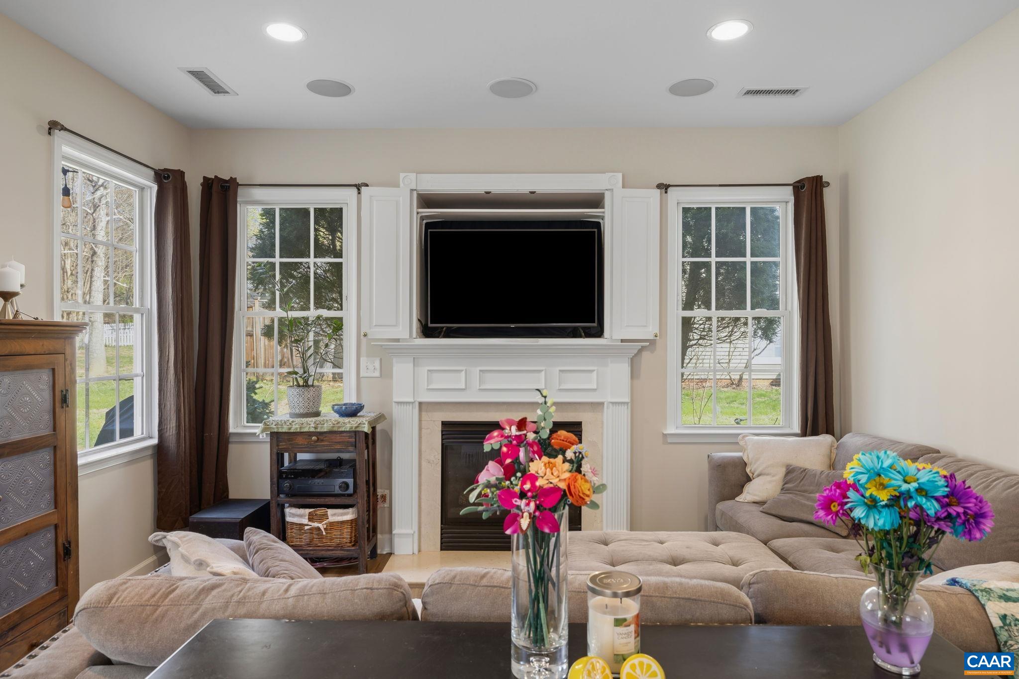 5518 HILL TOP ST, CROZET, Virginia 22932, 4 Bedrooms Bedrooms, ,2 BathroomsBathrooms,Residential,5518 HILL TOP ST,674884 MLS # 674884