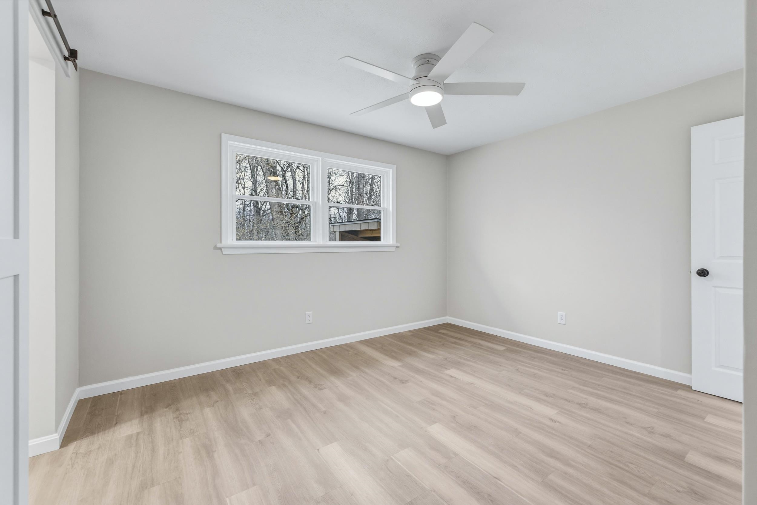 1045 SMITHLAND RD, HARRISONBURG, Virginia 22802, 4 Bedrooms Bedrooms, ,3 BathroomsBathrooms,Residential,1045 SMITHLAND RD,674890 MLS # 674890