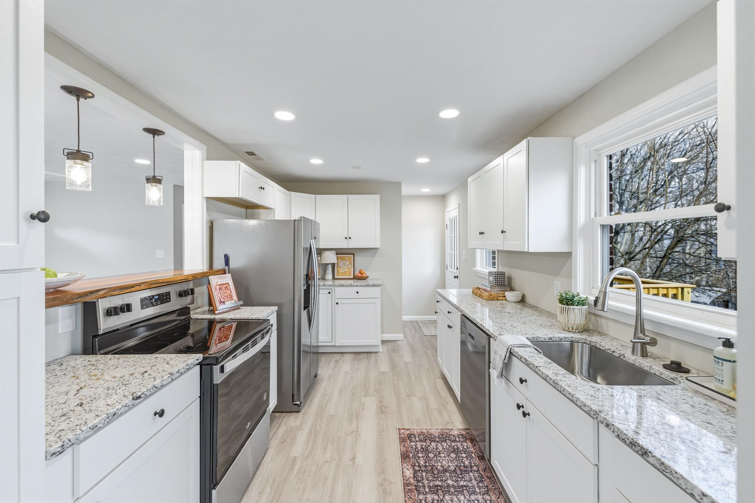 1045 SMITHLAND RD, HARRISONBURG, Virginia 22802, 4 Bedrooms Bedrooms, ,3 BathroomsBathrooms,Residential,1045 SMITHLAND RD,674890 MLS # 674890