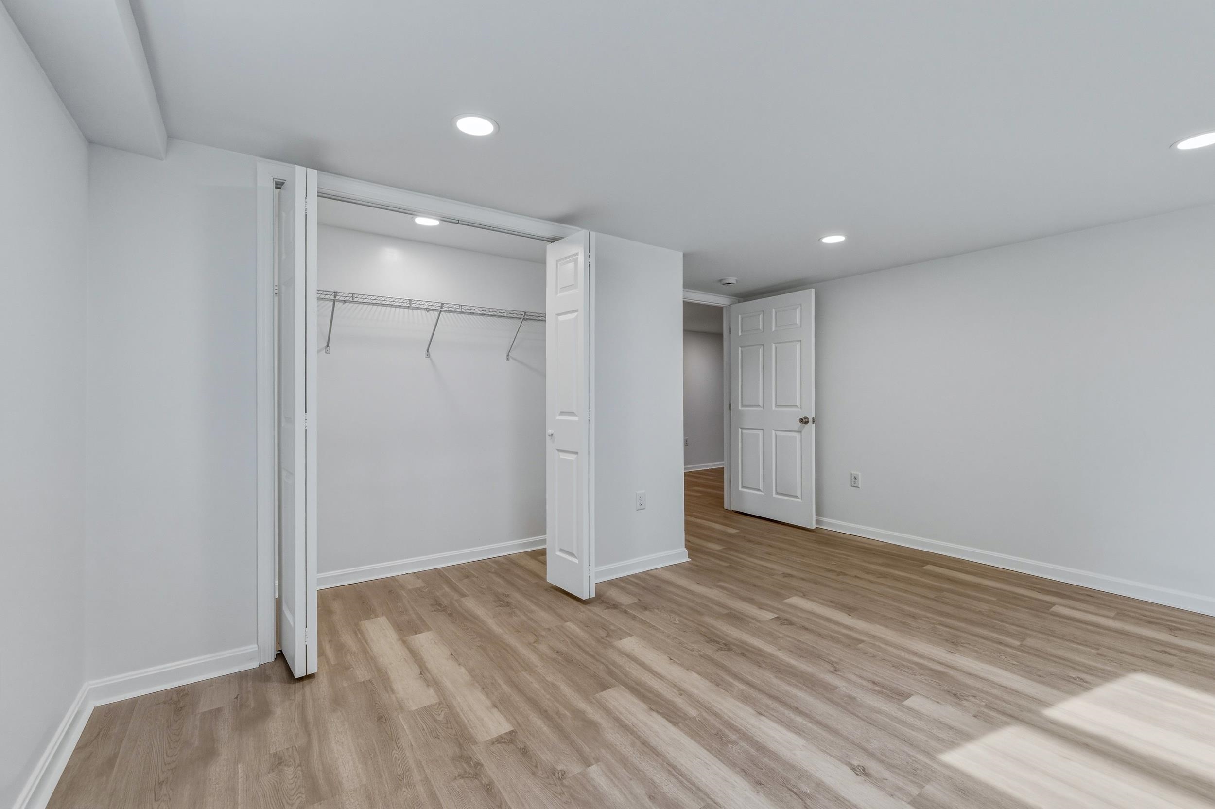 1045 SMITHLAND RD, HARRISONBURG, Virginia 22802, 4 Bedrooms Bedrooms, ,3 BathroomsBathrooms,Residential,1045 SMITHLAND RD,674890 MLS # 674890