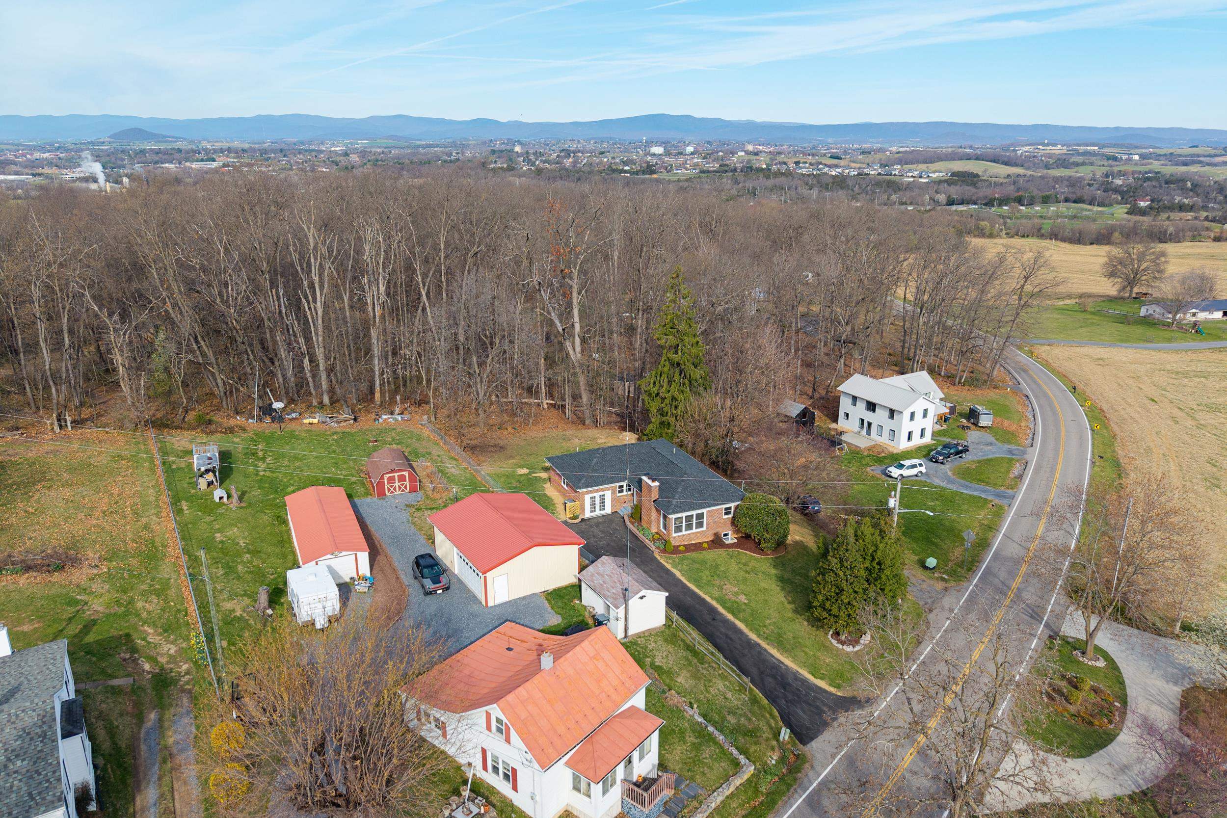 1045 SMITHLAND RD, HARRISONBURG, Virginia 22802, 4 Bedrooms Bedrooms, ,3 BathroomsBathrooms,Residential,1045 SMITHLAND RD,674890 MLS # 674890