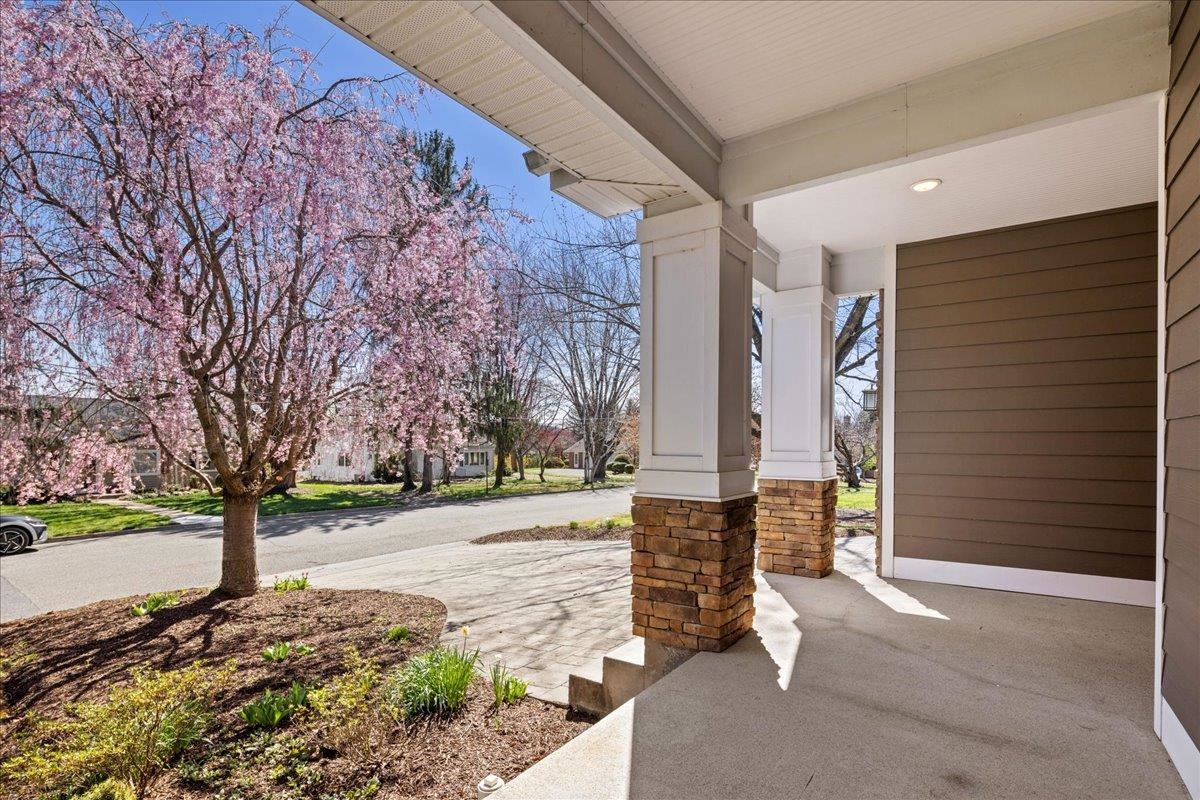 387 MONTICELLO AVE, HARRISONBURG, Virginia 22801, 5 Bedrooms Bedrooms, ,4 BathroomsBathrooms,Residential,387 MONTICELLO AVE,674891 MLS # 674891