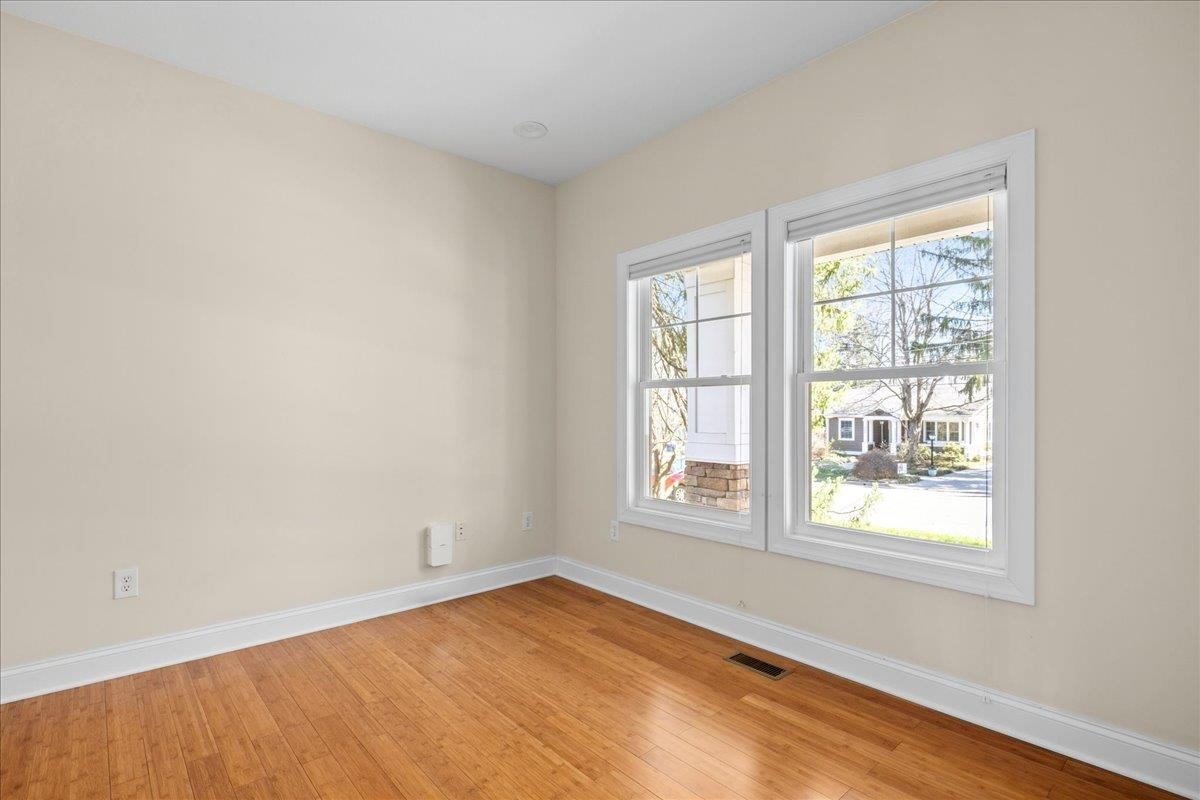 387 MONTICELLO AVE, HARRISONBURG, Virginia 22801, 5 Bedrooms Bedrooms, ,4 BathroomsBathrooms,Residential,387 MONTICELLO AVE,674891 MLS # 674891