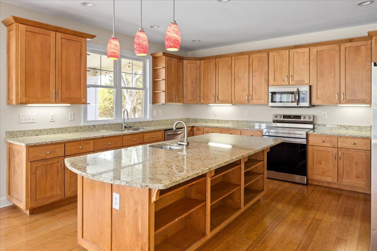 387 MONTICELLO AVE, HARRISONBURG, Virginia 22801, 5 Bedrooms Bedrooms, ,4 BathroomsBathrooms,Residential,387 MONTICELLO AVE,674891 MLS # 674891