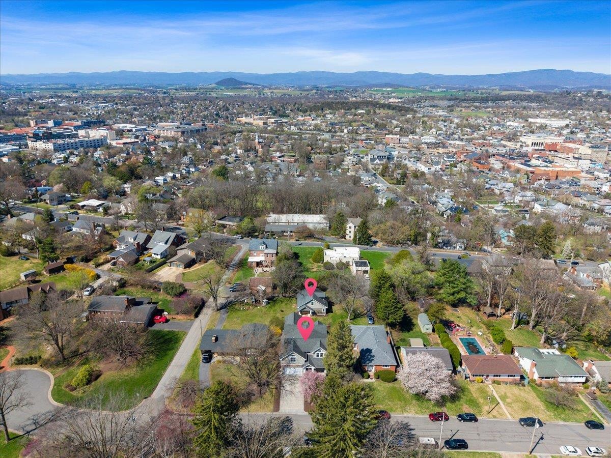 387 MONTICELLO AVE, HARRISONBURG, Virginia 22801, 5 Bedrooms Bedrooms, ,4 BathroomsBathrooms,Residential,387 MONTICELLO AVE,674891 MLS # 674891