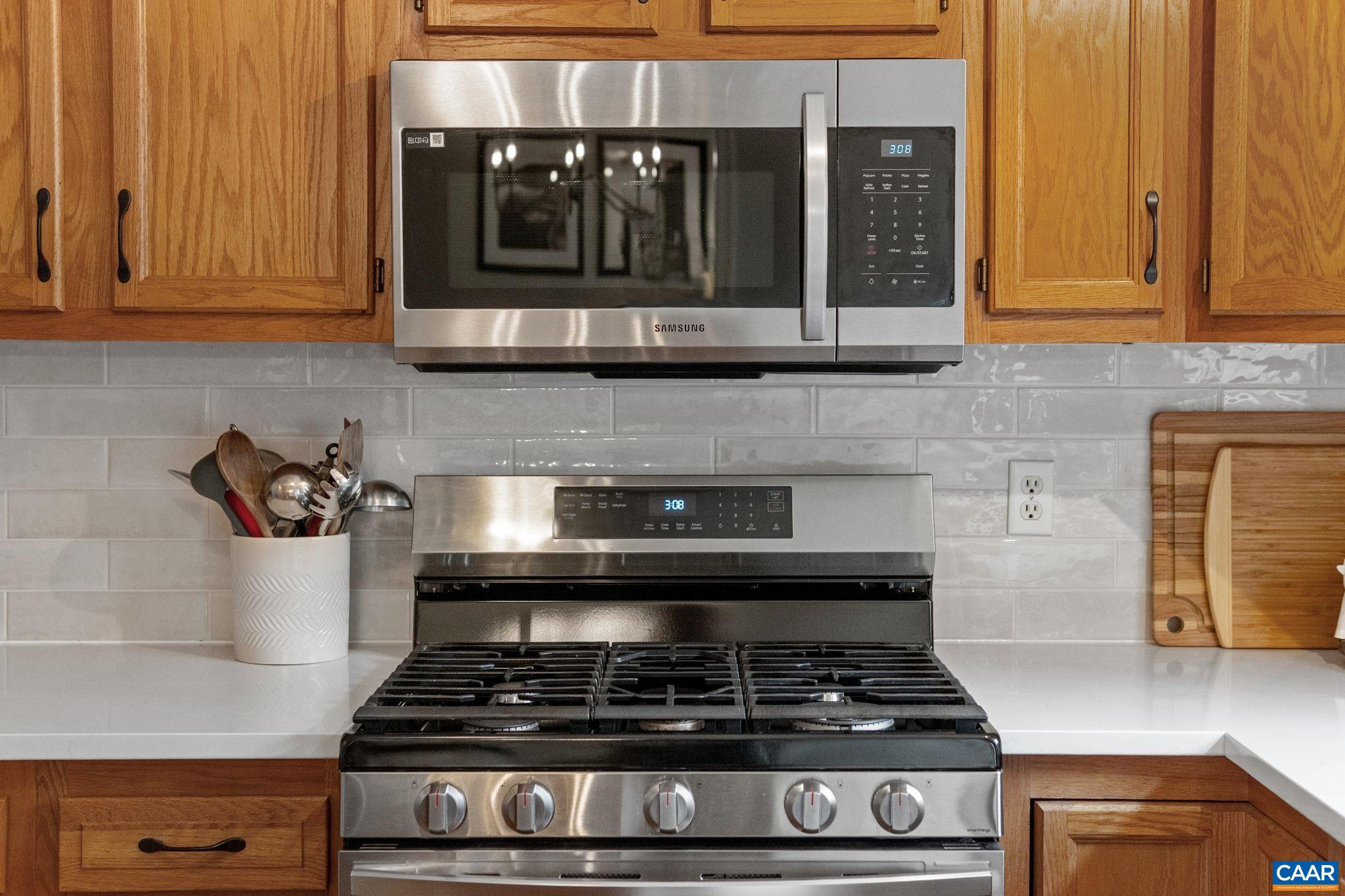 1767 HONEYSUCKLE LN, CHARLOTTESVILLE, Virginia 22902, 3 Bedrooms Bedrooms, ,2 BathroomsBathrooms,Residential,1767 HONEYSUCKLE LN,674898 MLS # 674898