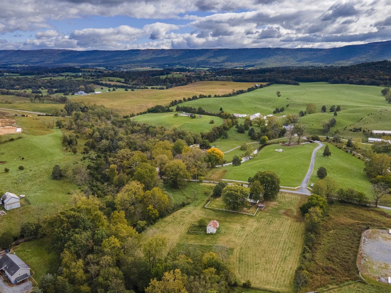 11193 INDIAN TRAIL RD, ROCKINGHAM, Virginia 22802, 6 Bedrooms Bedrooms, ,3 BathroomsBathrooms,Residential,11193 INDIAN TRAIL RD,674904 MLS # 674904