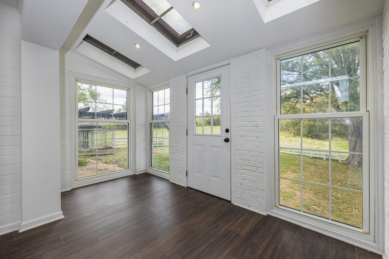 11193 INDIAN TRAIL RD, ROCKINGHAM, Virginia 22802, 6 Bedrooms Bedrooms, ,3 BathroomsBathrooms,Residential,11193 INDIAN TRAIL RD,674904 MLS # 674904