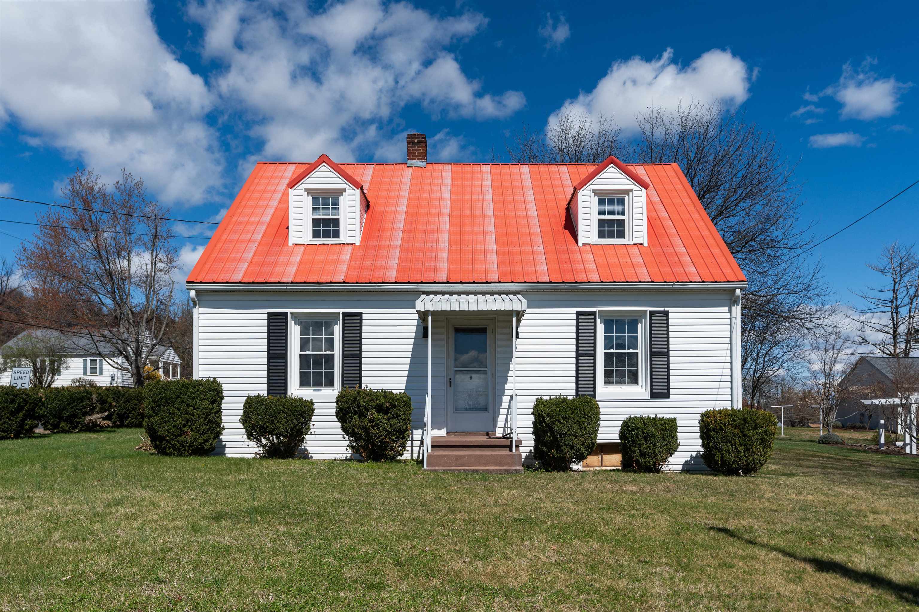 99 SEAWRIGHT SPRINGS RD, MOUNT SIDNEY, Virginia 24467, 3 Bedrooms Bedrooms, ,1 BathroomBathrooms,Residential,99 SEAWRIGHT SPRINGS RD,674907 MLS # 674907