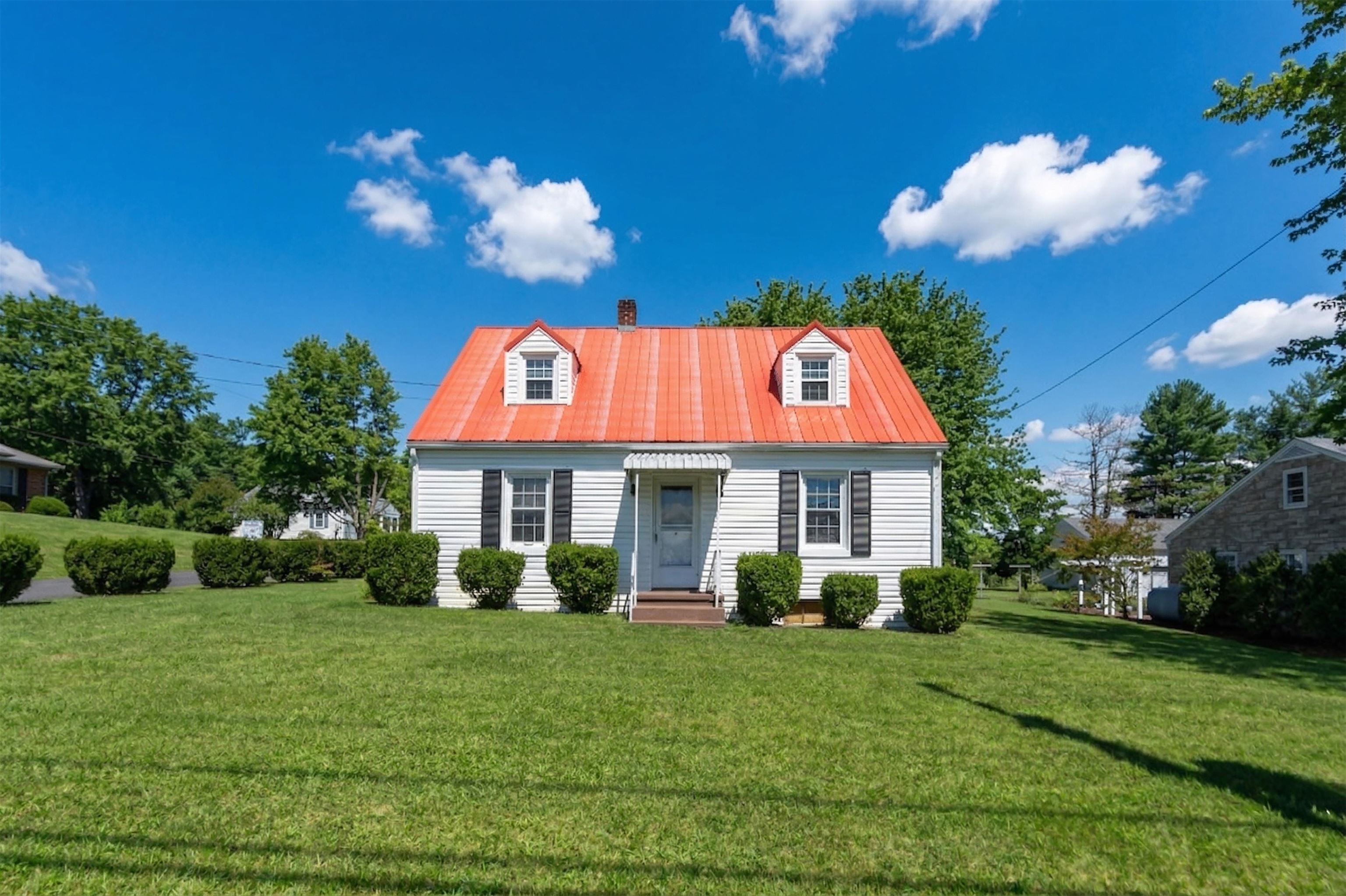 99 SEAWRIGHT SPRINGS RD, MOUNT SIDNEY, Virginia 24467, 3 Bedrooms Bedrooms, ,1 BathroomBathrooms,Residential,99 SEAWRIGHT SPRINGS RD,674907 MLS # 674907