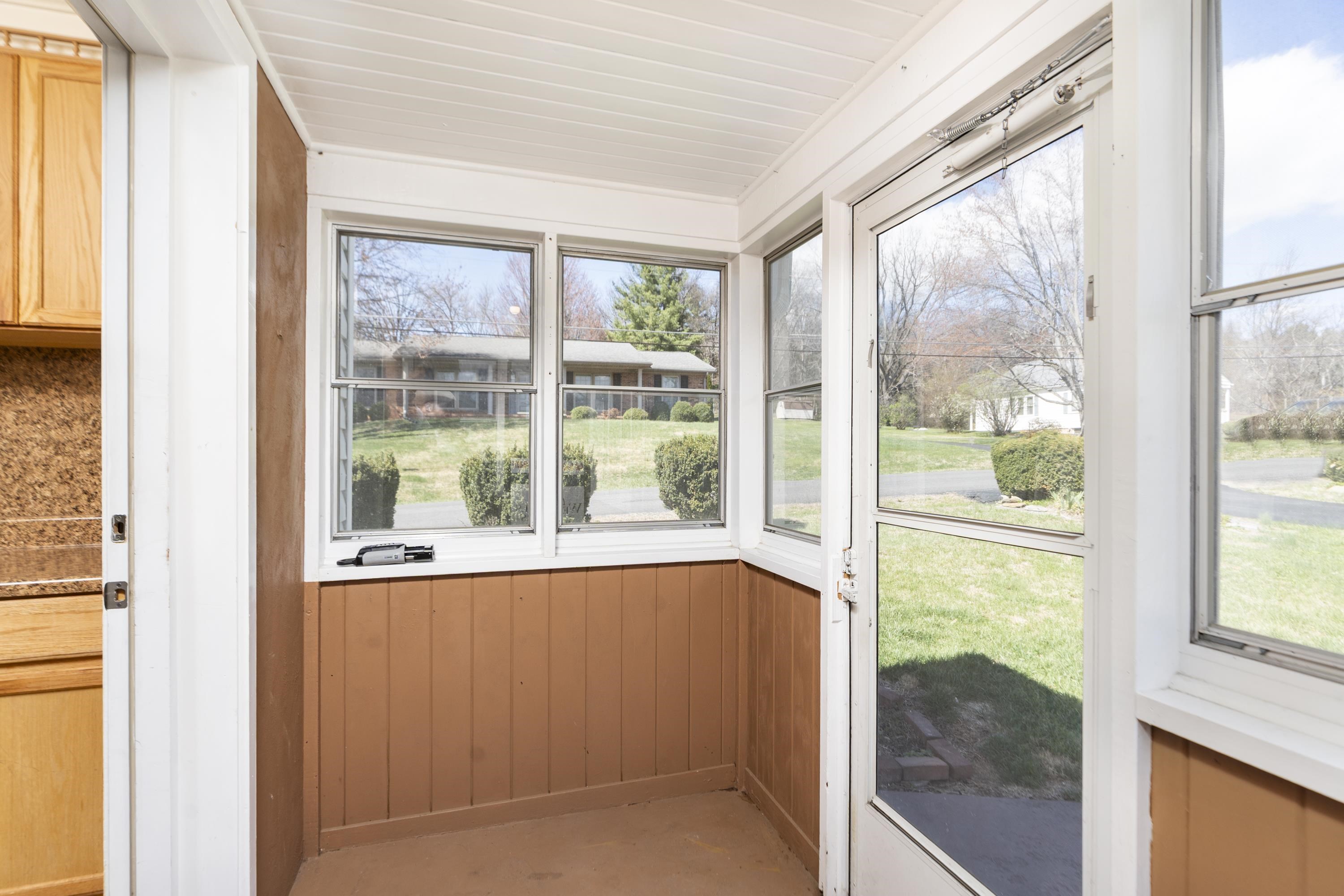 99 SEAWRIGHT SPRINGS RD, MOUNT SIDNEY, Virginia 24467, 3 Bedrooms Bedrooms, ,1 BathroomBathrooms,Residential,99 SEAWRIGHT SPRINGS RD,674907 MLS # 674907