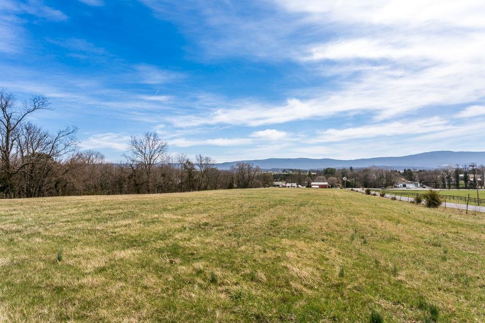 8635 NORTH VALLEY PIKE, ROCKINGHAM, Virginia 22802, 3 Bedrooms Bedrooms, ,1 BathroomBathrooms,Residential,8635 NORTH VALLEY PIKE,674908 MLS # 674908 8635 NORTH VALLEY PIKE, ROCKINGHAM, Virginia 22802, 3 Bedrooms Bedrooms, ,1 BathroomBathrooms,Residential,8635 NORTH VALLEY PIKE,674908 MLS # 674908