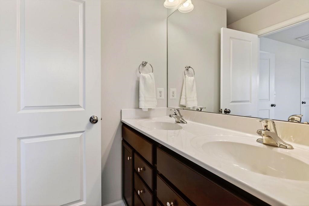 229 WILLOWSHIRE CT, WAYNESBORO, Virginia 22980, 3 Bedrooms Bedrooms, ,2 BathroomsBathrooms,Residential,229 WILLOWSHIRE CT,674909 MLS # 674909 229 WILLOWSHIRE CT, WAYNESBORO, Virginia 22980, 3 Bedrooms Bedrooms, ,2 BathroomsBathrooms,Residential,229 WILLOWSHIRE CT,674909 MLS # 674909