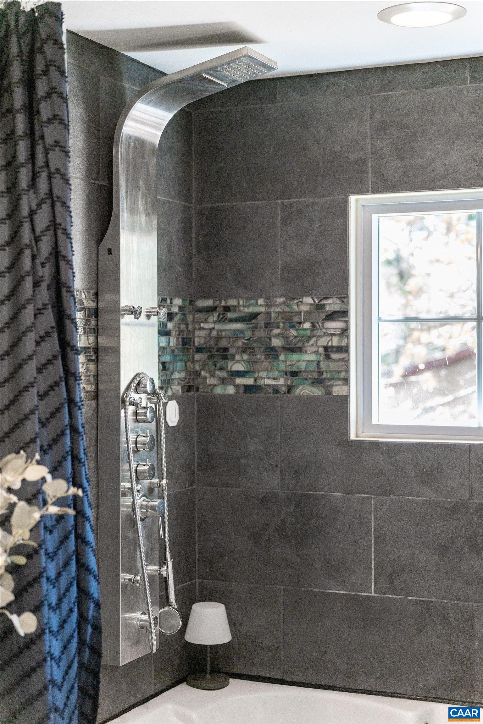 579 JEFFERSON DR, PALMYRA, Virginia 22963, 3 Bedrooms Bedrooms, ,2 BathroomsBathrooms,Residential,579 JEFFERSON DR,674912 MLS # 674912