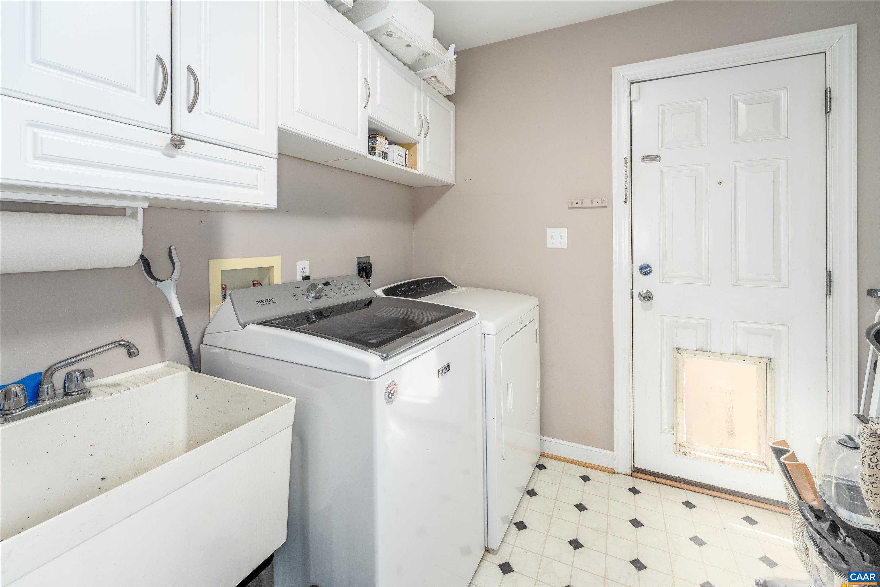 579 JEFFERSON DR, PALMYRA, Virginia 22963, 3 Bedrooms Bedrooms, ,2 BathroomsBathrooms,Residential,579 JEFFERSON DR,674912 MLS # 674912