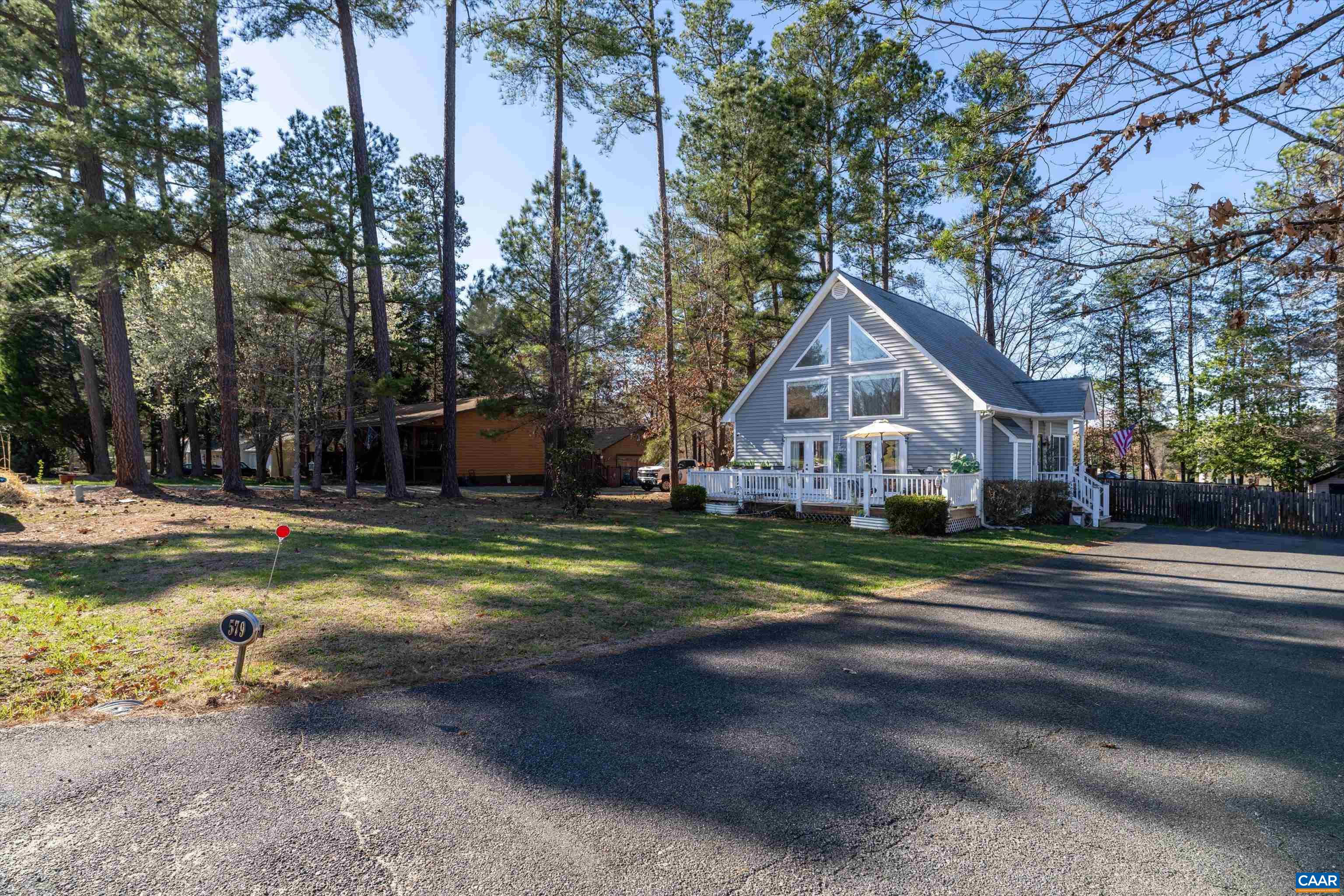 579 JEFFERSON DR, PALMYRA, Virginia 22963, 3 Bedrooms Bedrooms, ,2 BathroomsBathrooms,Residential,579 JEFFERSON DR,674912 MLS # 674912