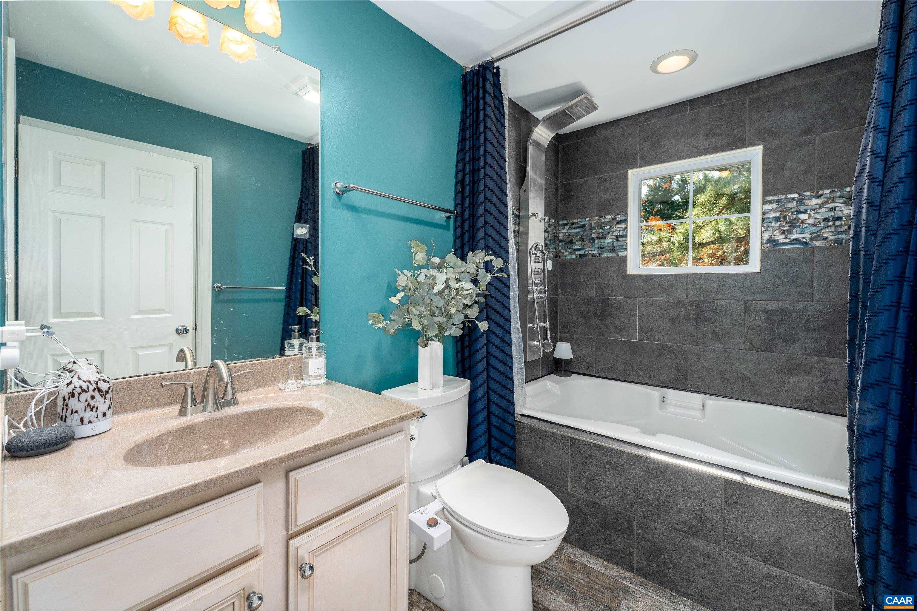 579 JEFFERSON DR, PALMYRA, Virginia 22963, 3 Bedrooms Bedrooms, ,2 BathroomsBathrooms,Residential,579 JEFFERSON DR,674912 MLS # 674912