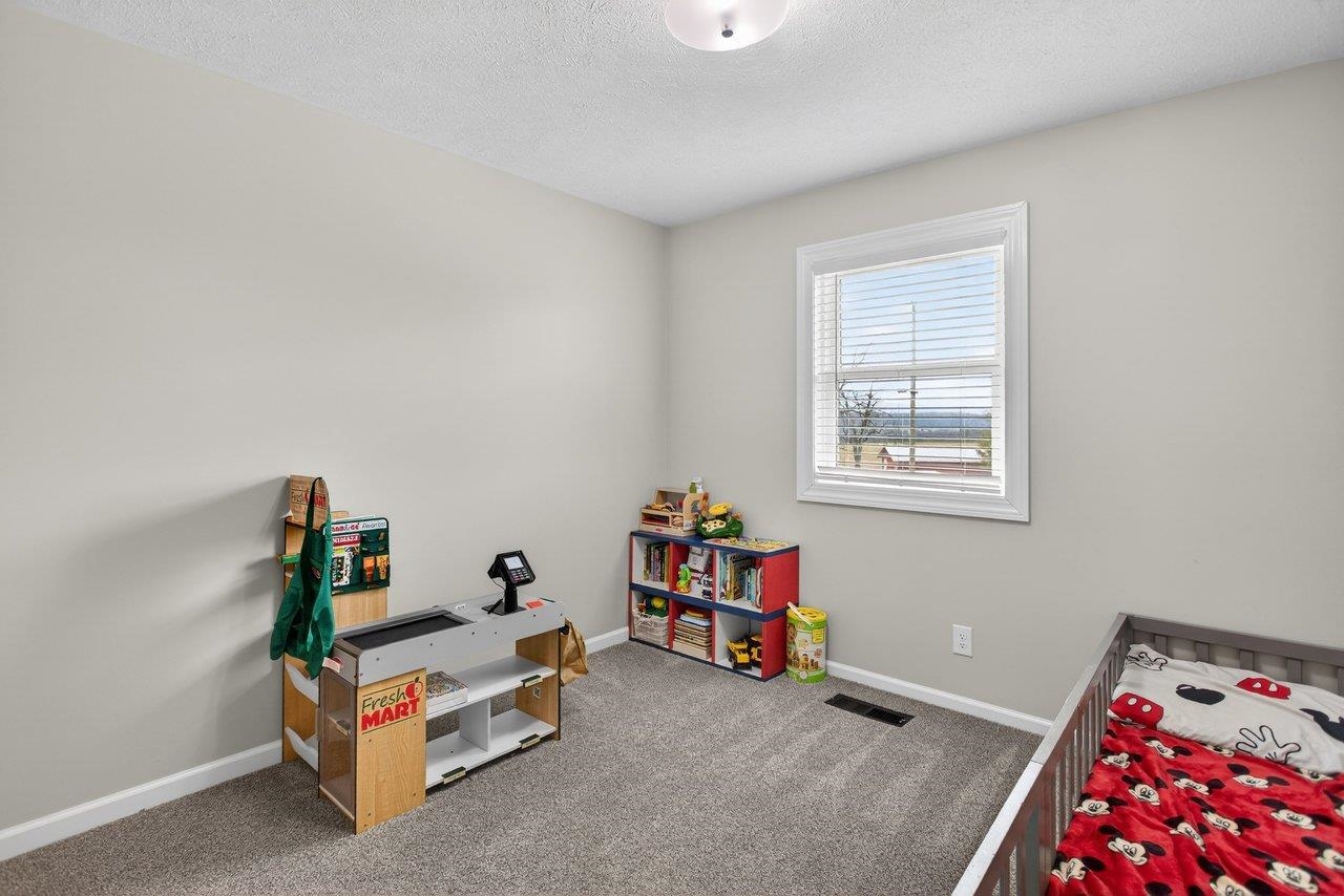 1258 LONGS PUMP RD, HARRISONBURG, Virginia 22802, 3 Bedrooms Bedrooms, ,2 BathroomsBathrooms,Residential,1258 LONGS PUMP RD,674915 MLS # 674915