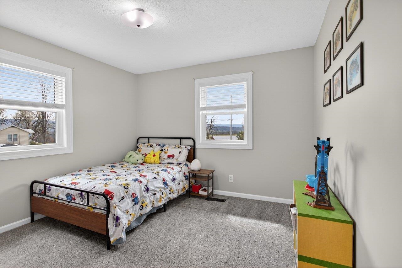 1258 LONGS PUMP RD, HARRISONBURG, Virginia 22802, 3 Bedrooms Bedrooms, ,2 BathroomsBathrooms,Residential,1258 LONGS PUMP RD,674915 MLS # 674915