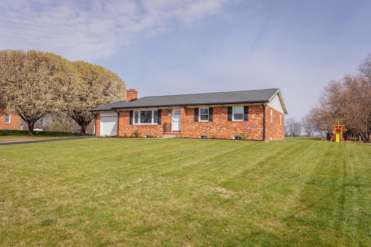 1258 LONGS PUMP RD, HARRISONBURG, Virginia 22802, 3 Bedrooms Bedrooms, ,2 BathroomsBathrooms,Residential,1258 LONGS PUMP RD,674915 MLS # 674915