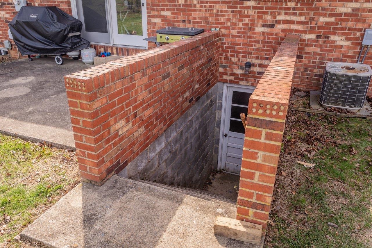 1258 LONGS PUMP RD, HARRISONBURG, Virginia 22802, 3 Bedrooms Bedrooms, ,2 BathroomsBathrooms,Residential,1258 LONGS PUMP RD,674915 MLS # 674915