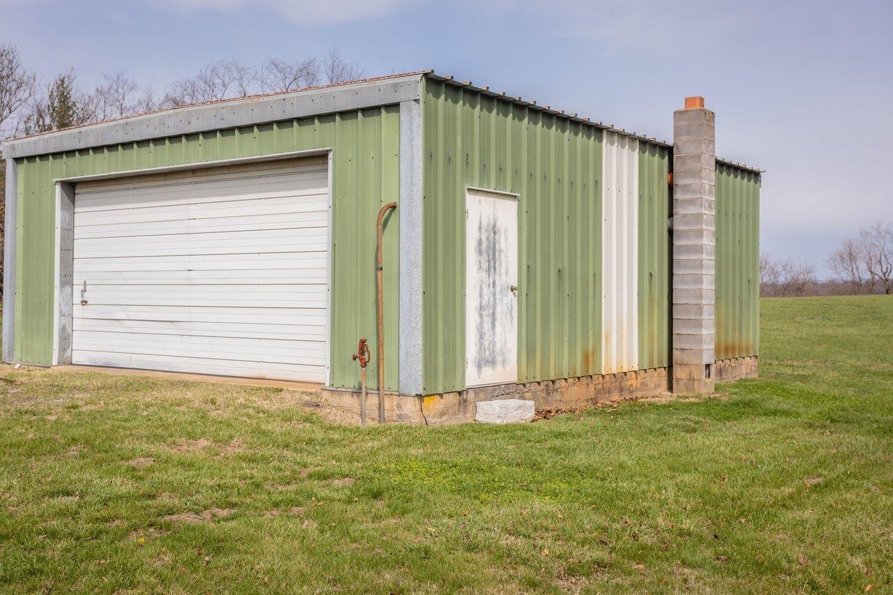 1258 LONGS PUMP RD, HARRISONBURG, Virginia 22802, 3 Bedrooms Bedrooms, ,2 BathroomsBathrooms,Residential,1258 LONGS PUMP RD,674915 MLS # 674915