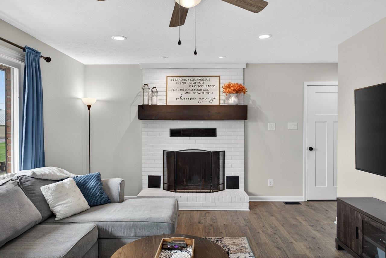 1258 LONGS PUMP RD, HARRISONBURG, Virginia 22802, 3 Bedrooms Bedrooms, ,2 BathroomsBathrooms,Residential,1258 LONGS PUMP RD,674915 MLS # 674915