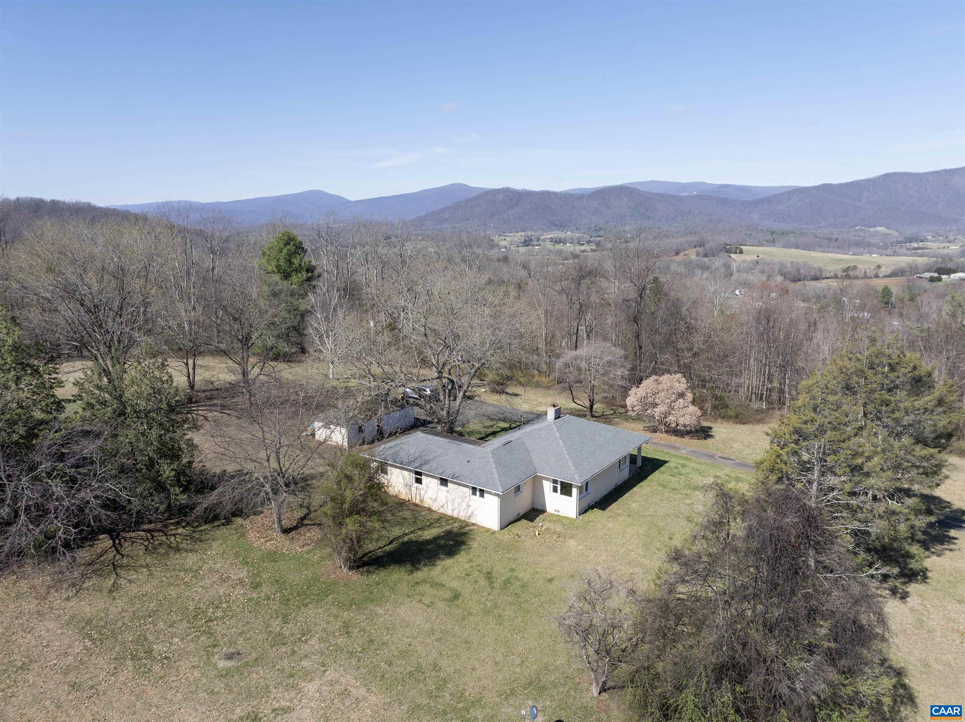 247 RAPIDAN CHURCH LN, WOLFTOWN, Virginia 22748, 3 Bedrooms Bedrooms, ,2 BathroomsBathrooms,Residential,Azalea Hill,247 RAPIDAN CHURCH LN,674918 MLS # 674918